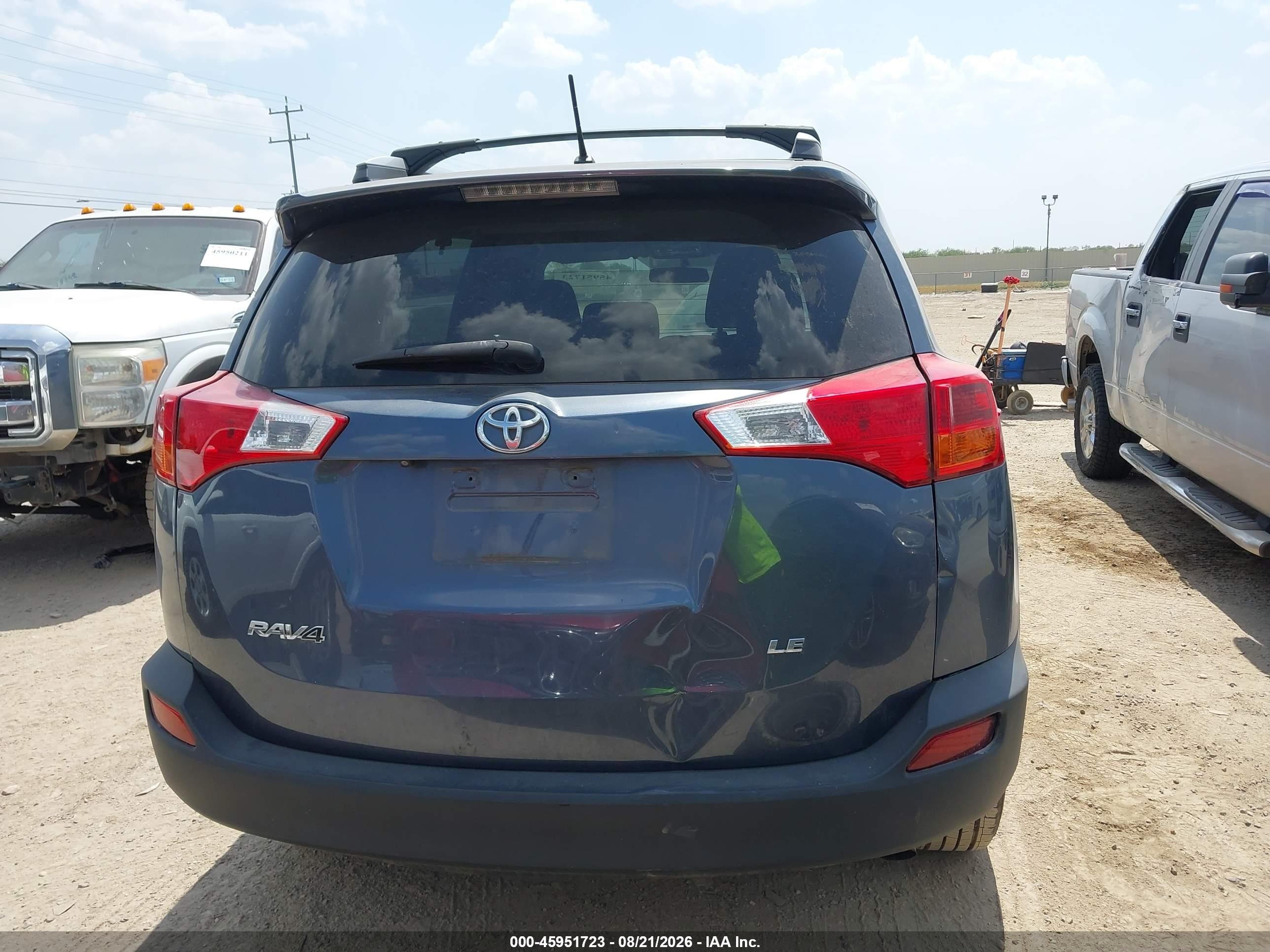 2014 Toyota Rav4 Le Light Blue vin: 2T3ZFREV4EW111314