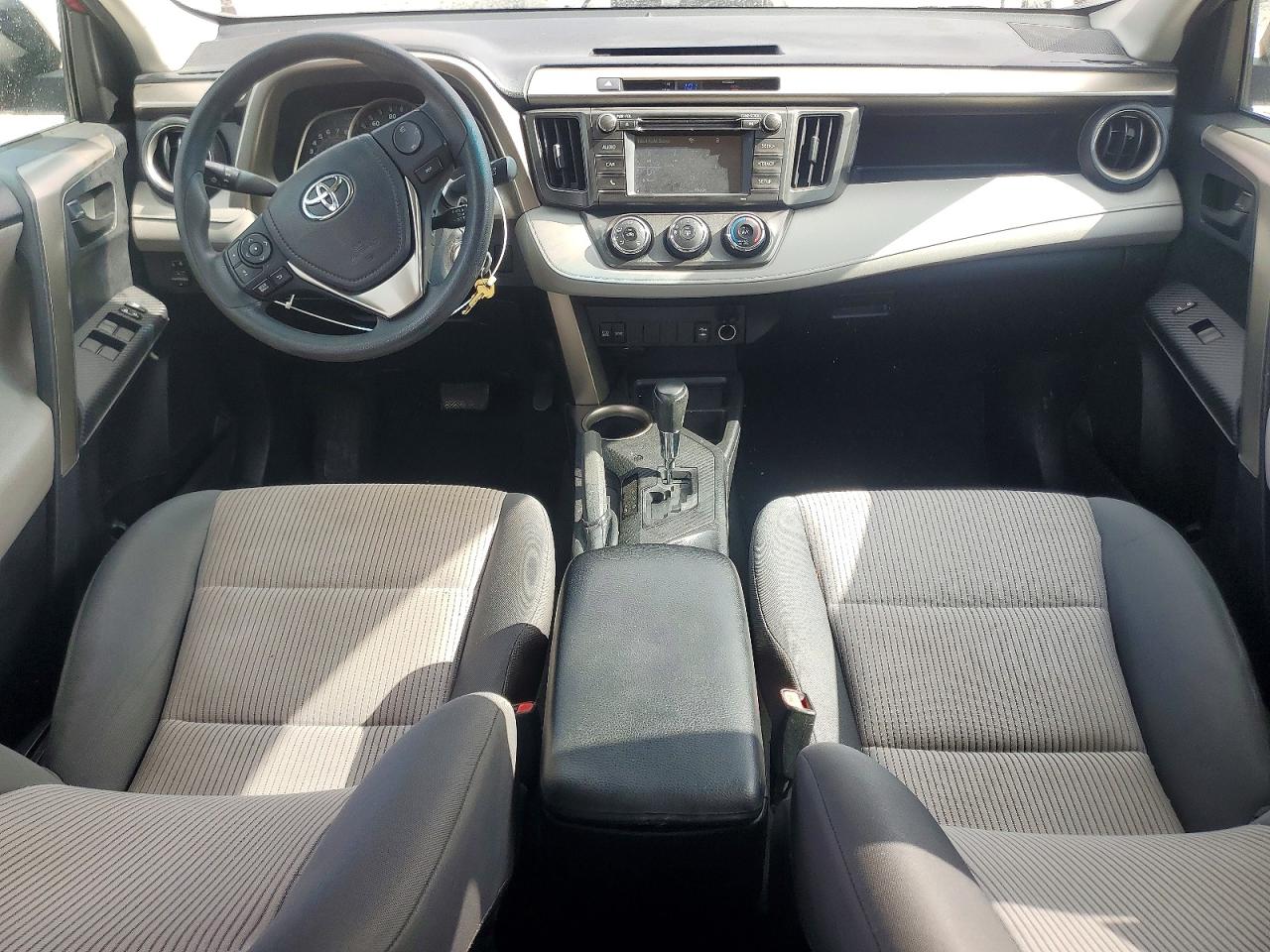 2015 Toyota Rav4 Le Red vin: 2T3ZFREV4FW145366