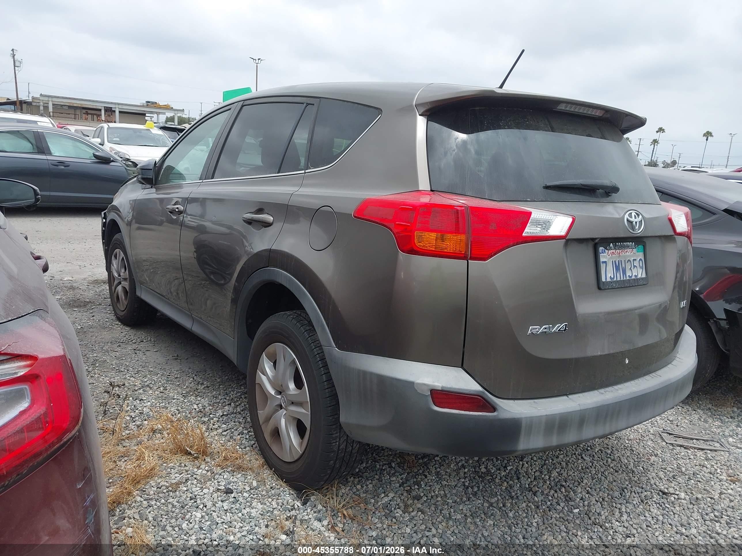 2015 Toyota Rav4 Le Brown vin: 2T3ZFREV4FW156870