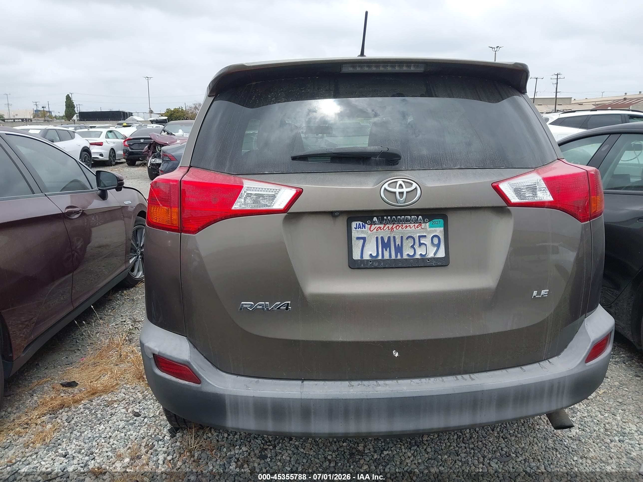 2015 Toyota Rav4 Le Brown vin: 2T3ZFREV4FW156870