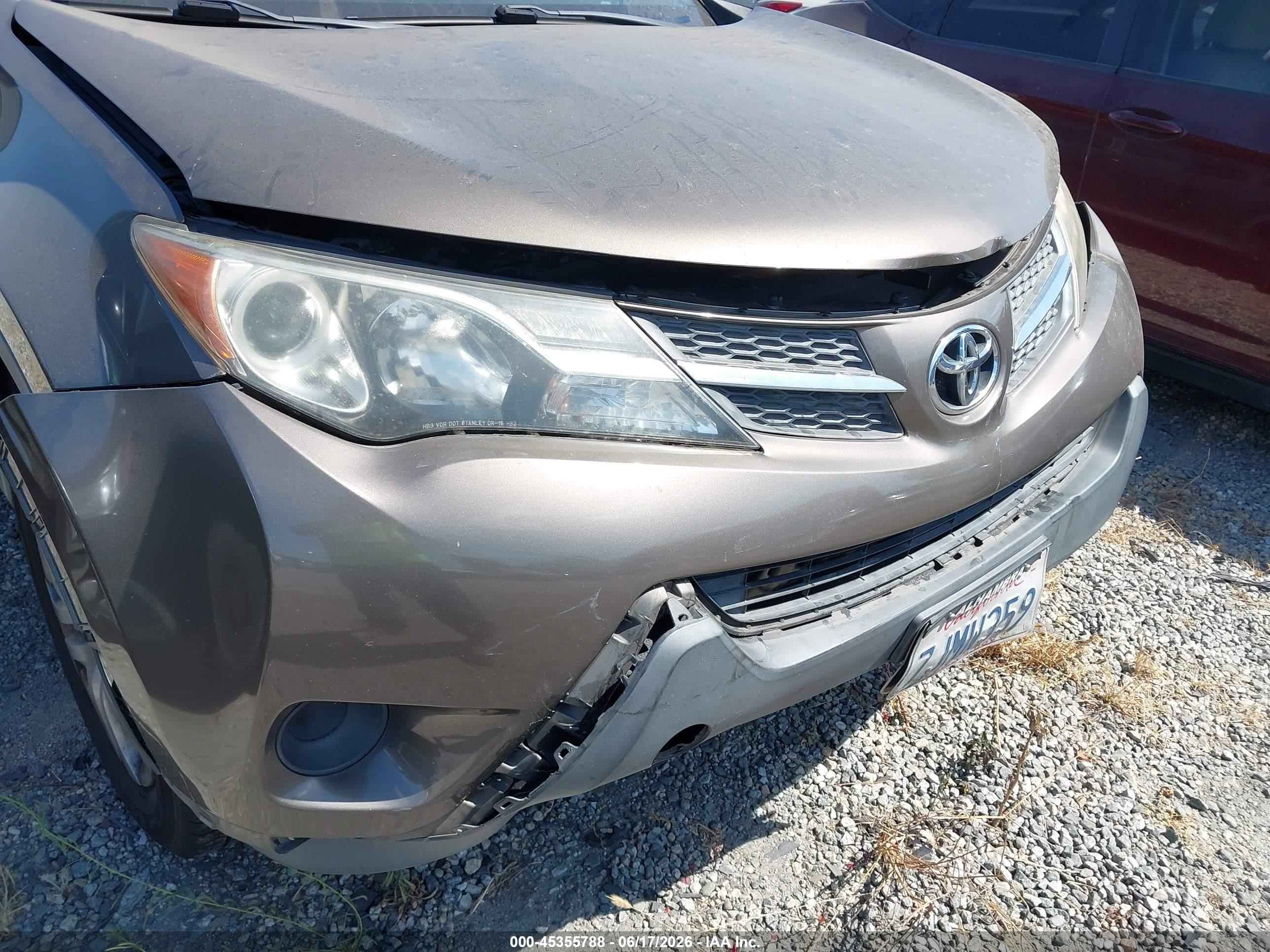2015 Toyota Rav4 Le Brown vin: 2T3ZFREV4FW156870