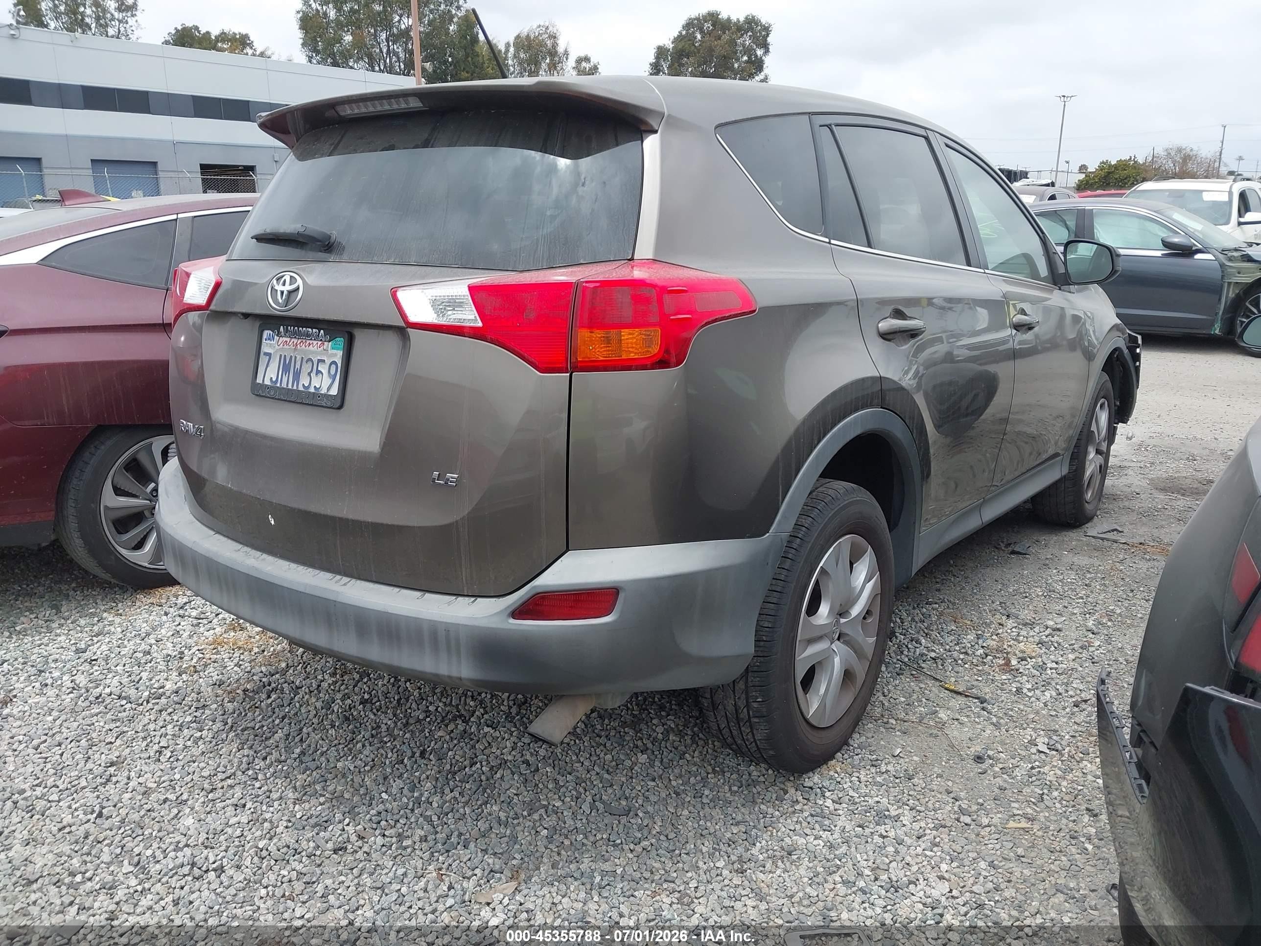 2015 Toyota Rav4 Le Brown vin: 2T3ZFREV4FW156870