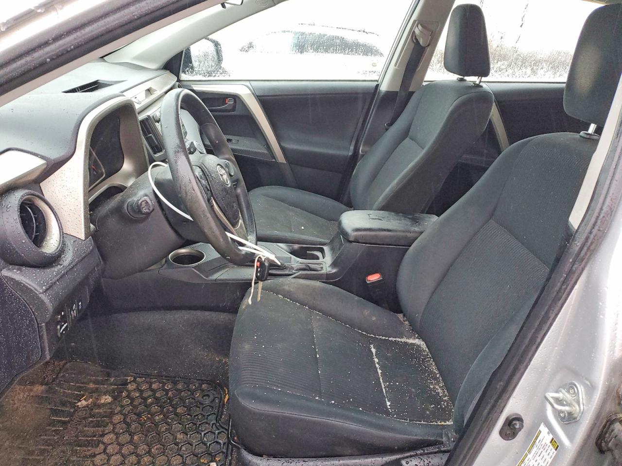 2015 Toyota Rav4 Le Silver vin: 2T3ZFREV4FW170381