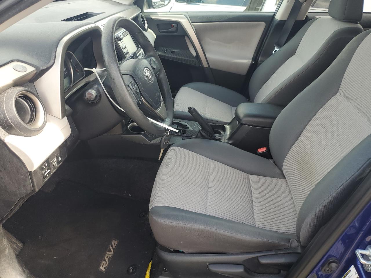 2015 Toyota Rav4 Le Blue vin: 2T3ZFREV4FW189769