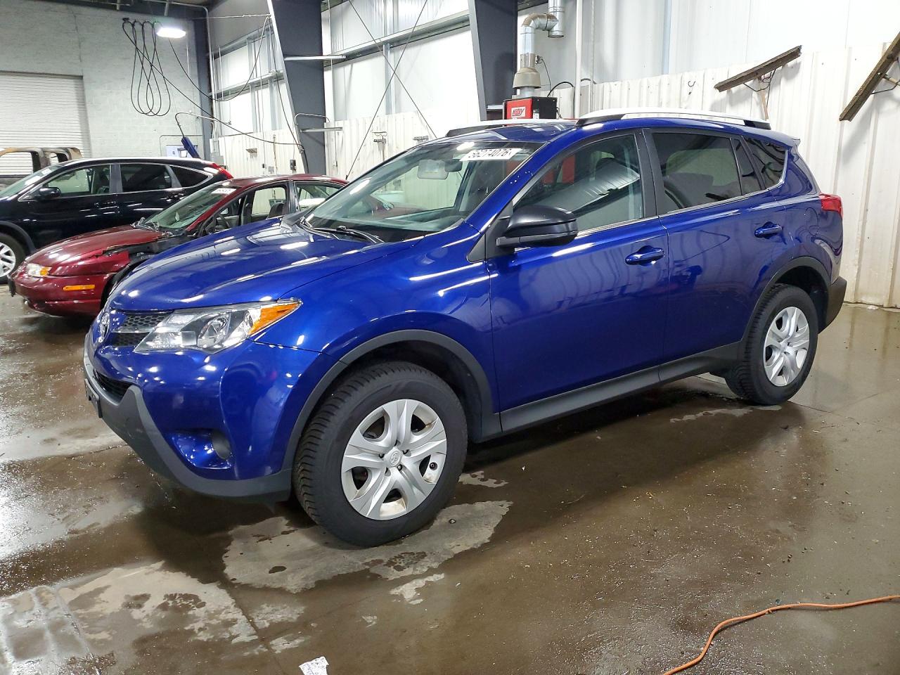 2015 Toyota Rav4 Le Blue vin: 2T3ZFREV4FW199136