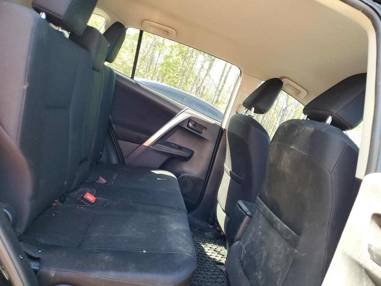 2015 Toyota Rav4 Le Black vin: 2T3ZFREV4FW208031