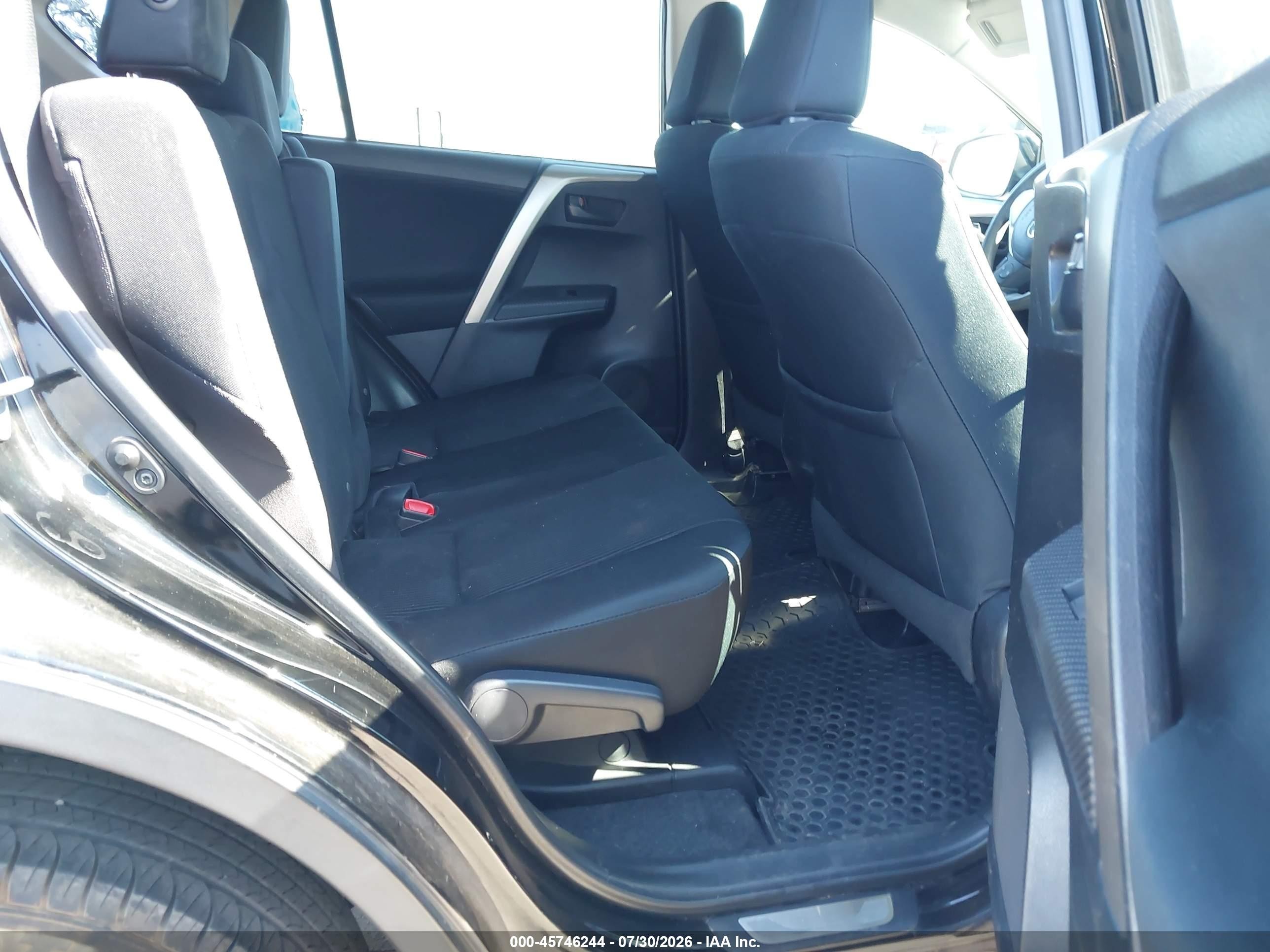 2015 Toyota Rav4 Le Black vin: 2T3ZFREV4FW227369