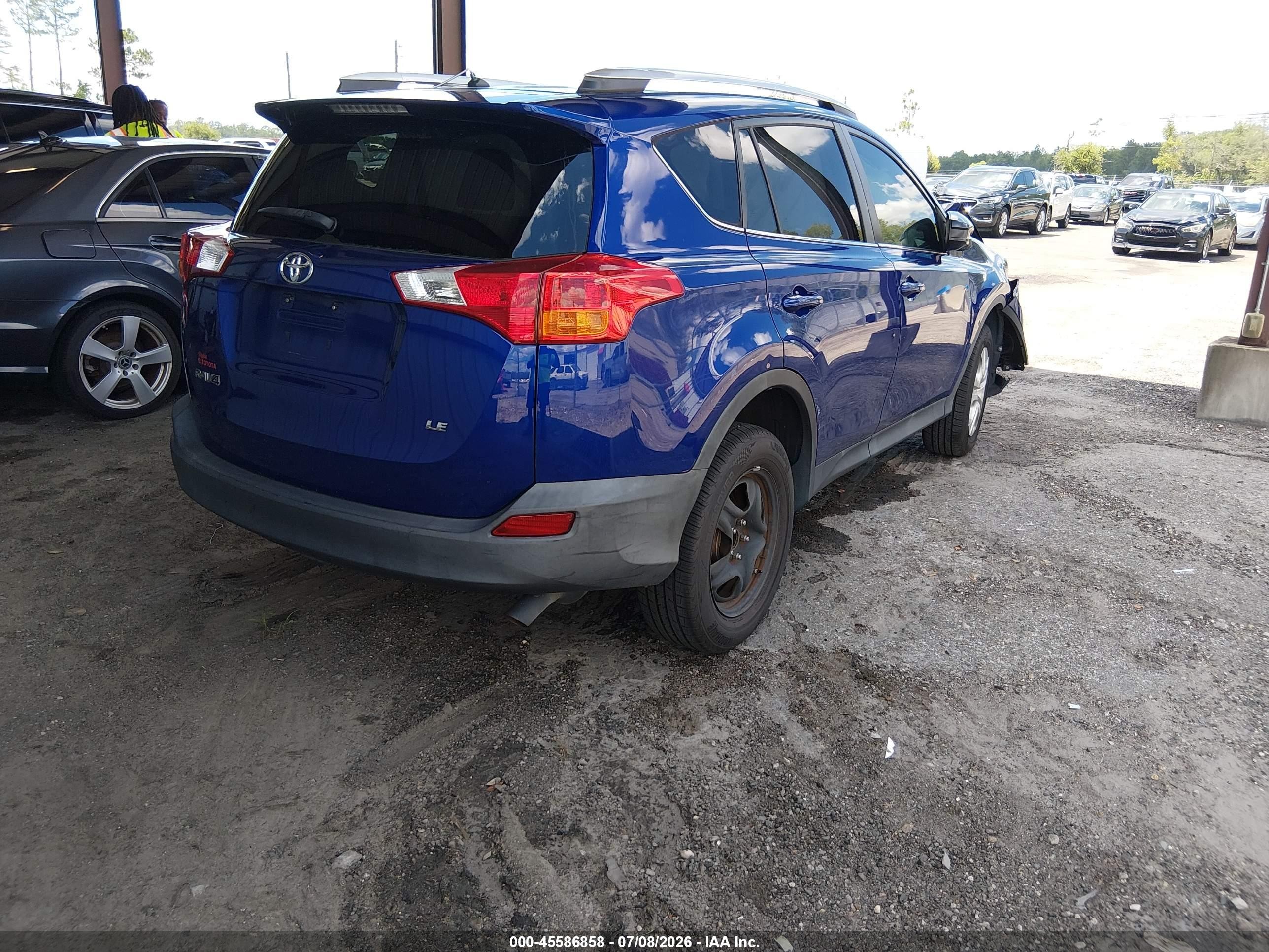 2015 Toyota Rav4 Le Blue vin: 2T3ZFREV4FW233365