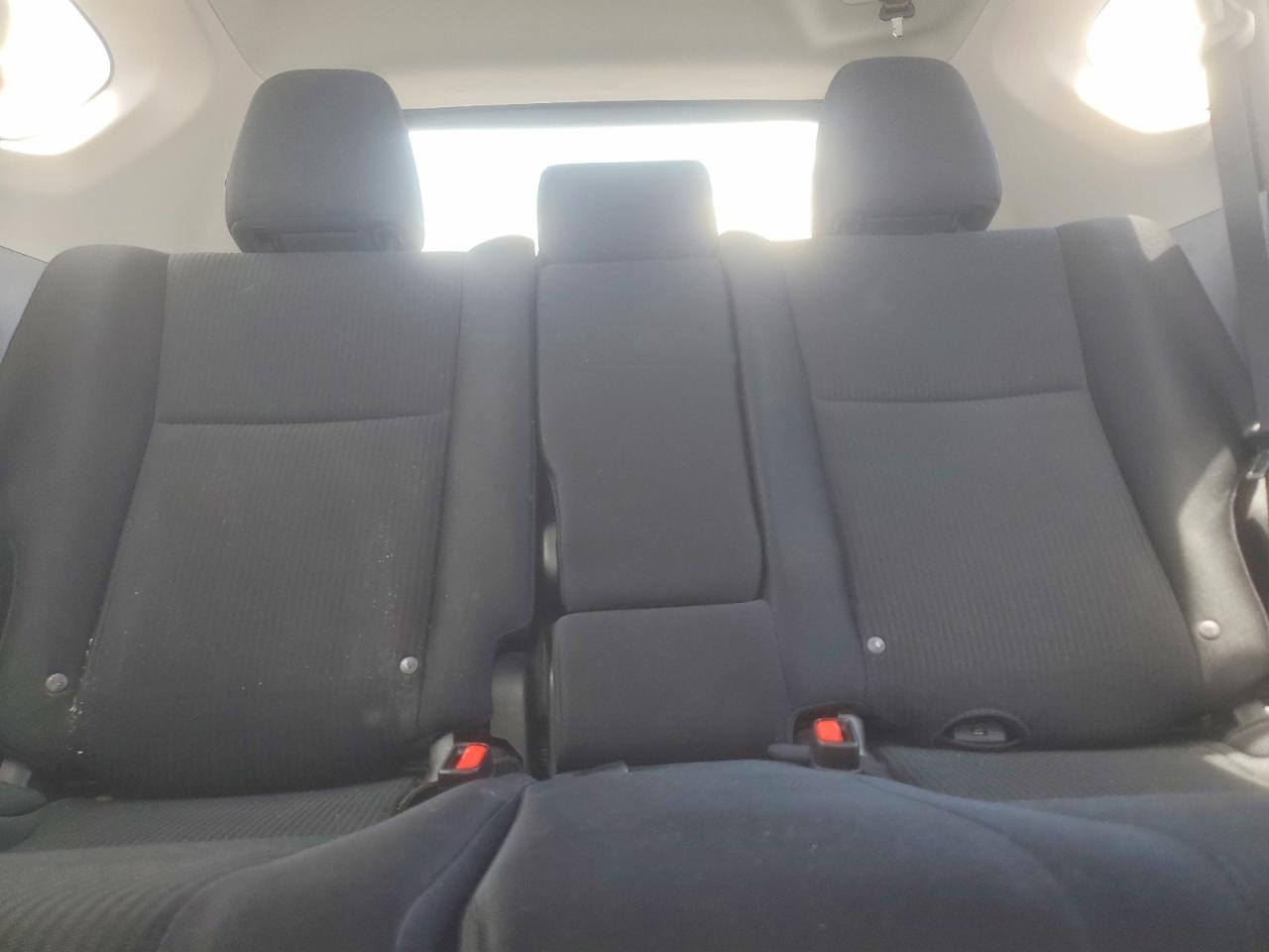 2016 Toyota Rav4 Le Silver vin: 2T3ZFREV4GW296175