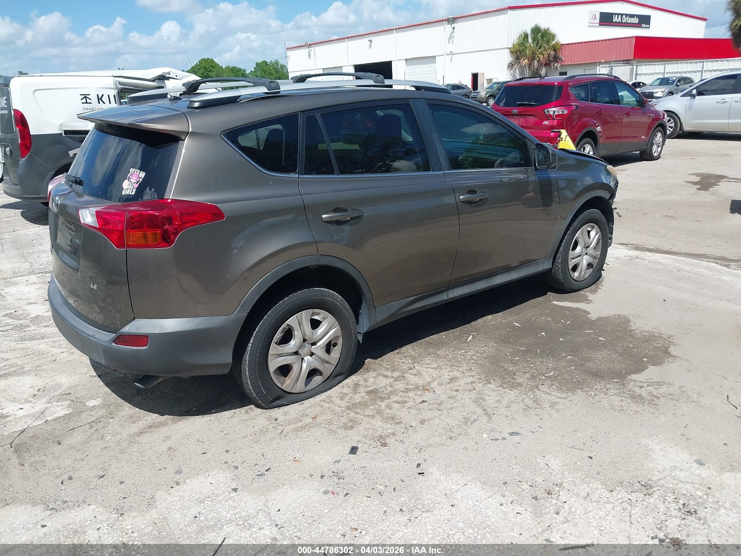 2013 Toyota Rav4 Le Gray vin: 2T3ZFREV5DW013343