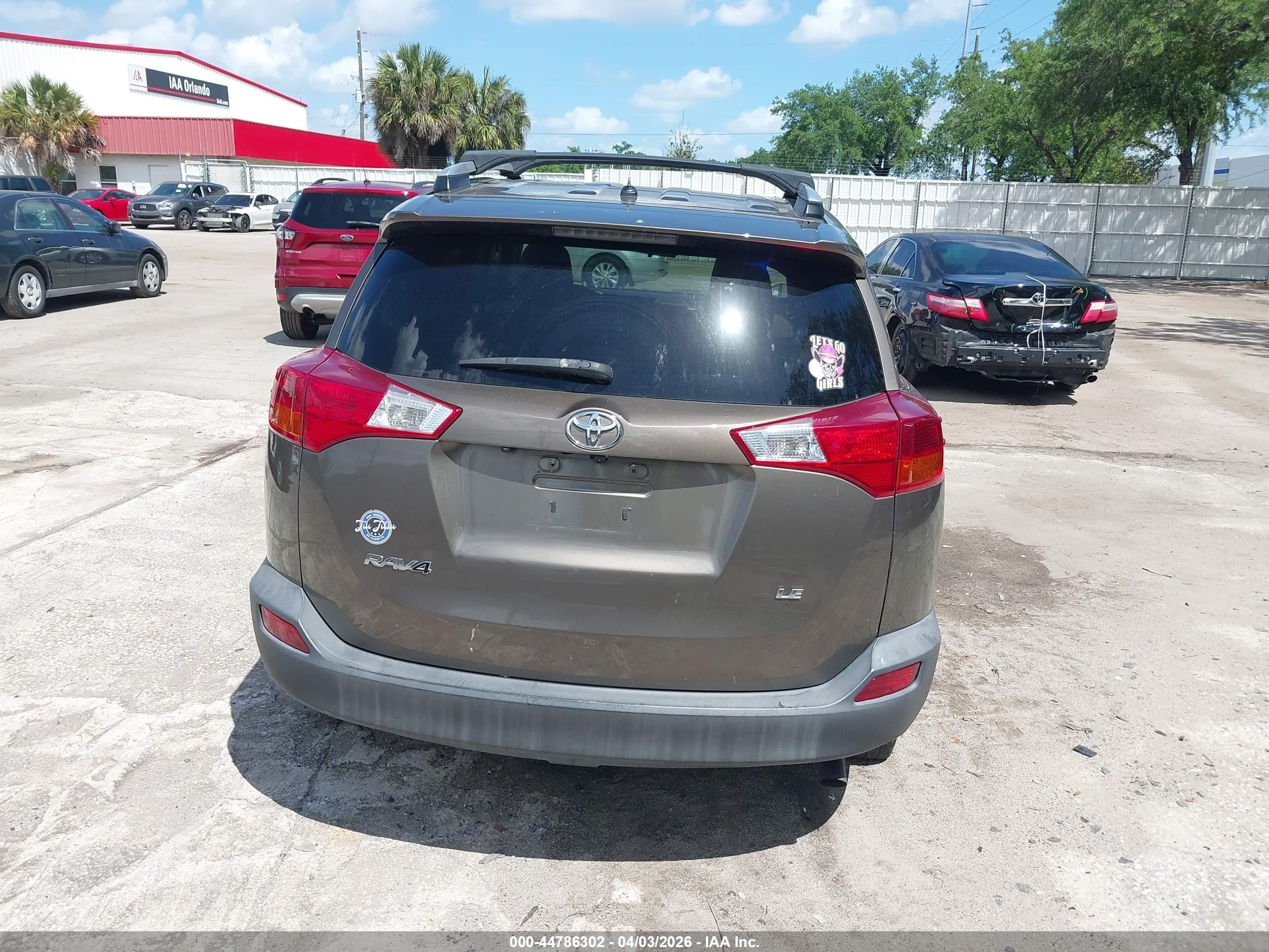 2013 Toyota Rav4 Le Gray vin: 2T3ZFREV5DW013343