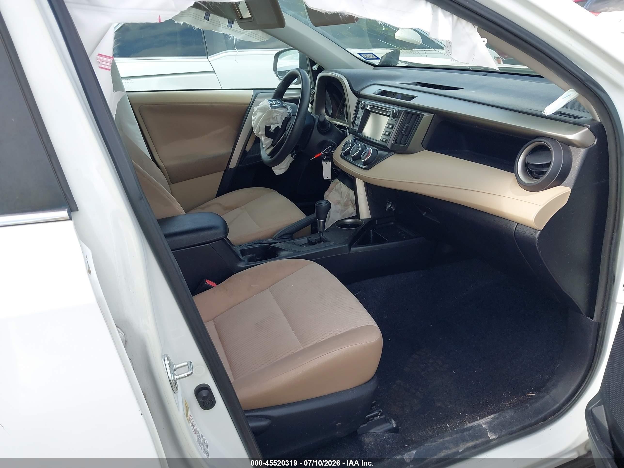2013 Toyota Rav4 Le White vin: 2T3ZFREV5DW057651