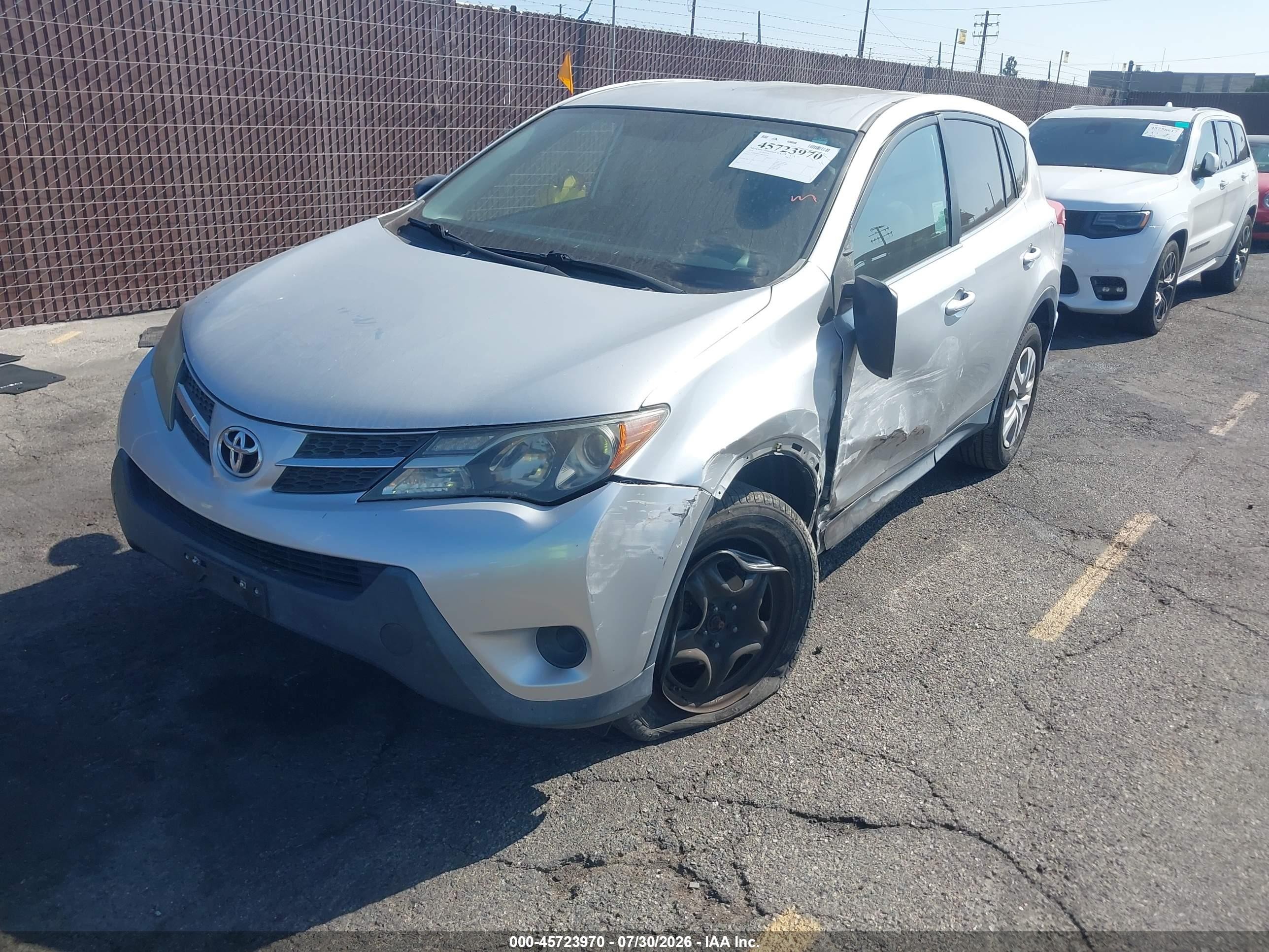 2014 Toyota Rav4 Le Silver vin: 2T3ZFREV5EW120149