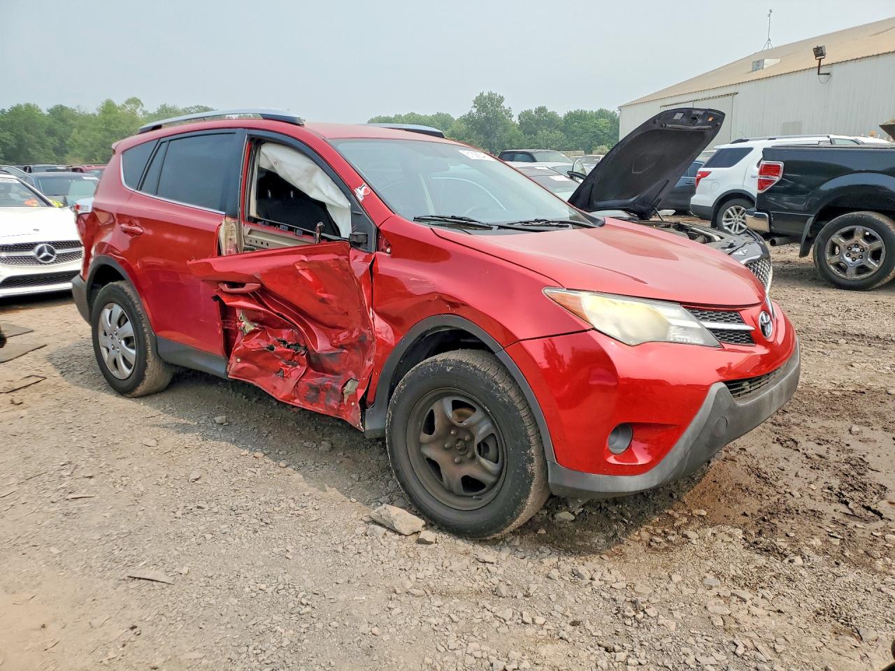 2015 Toyota Rav4 Red vin: 2T3ZFREV5FW144162