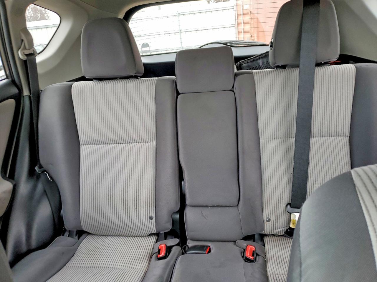 2015 Toyota Rav4 Le Gray vin: 2T3ZFREV5FW203405