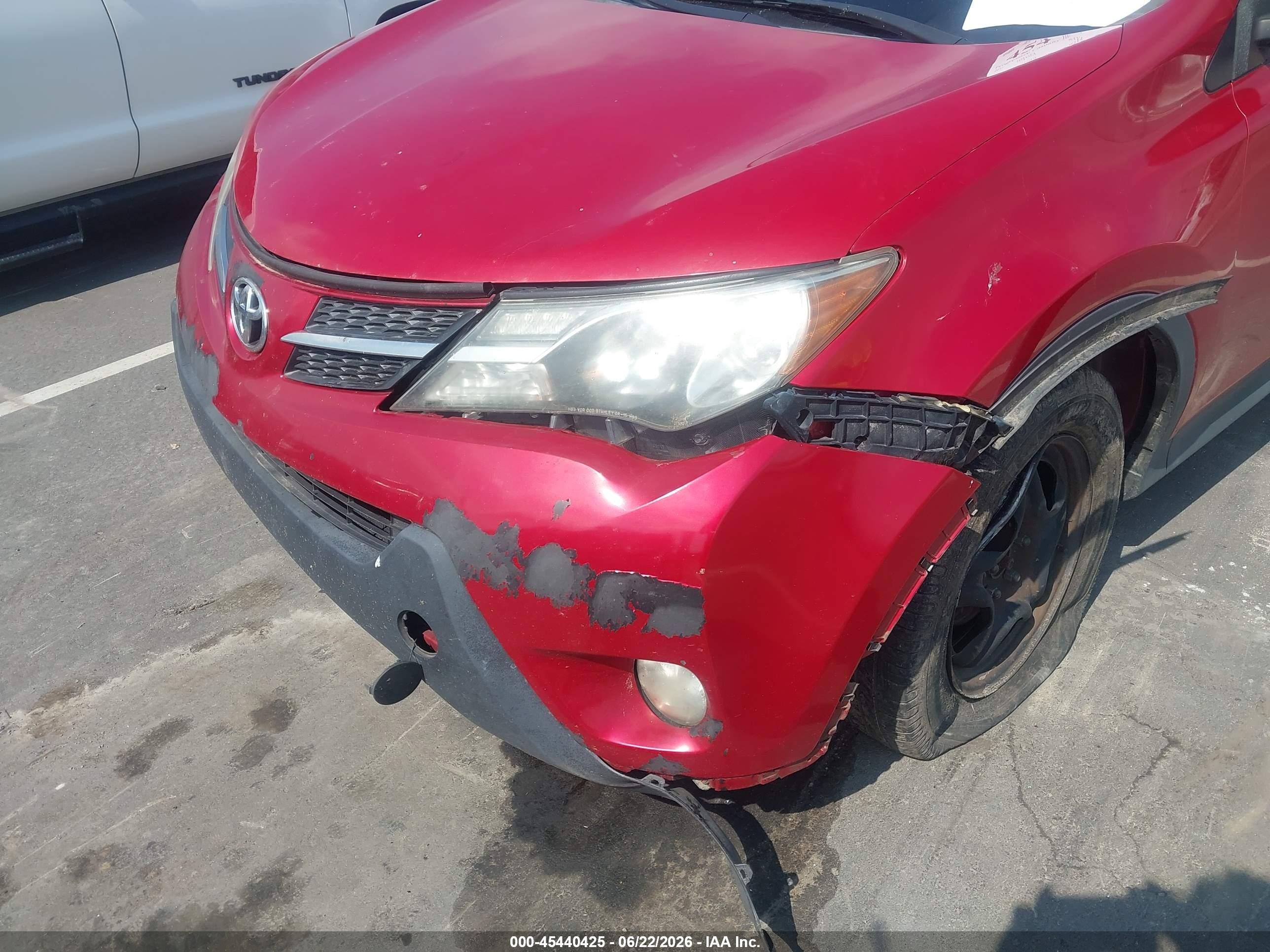 2015 Toyota Rav4 Le Red vin: 2T3ZFREV5FW227283