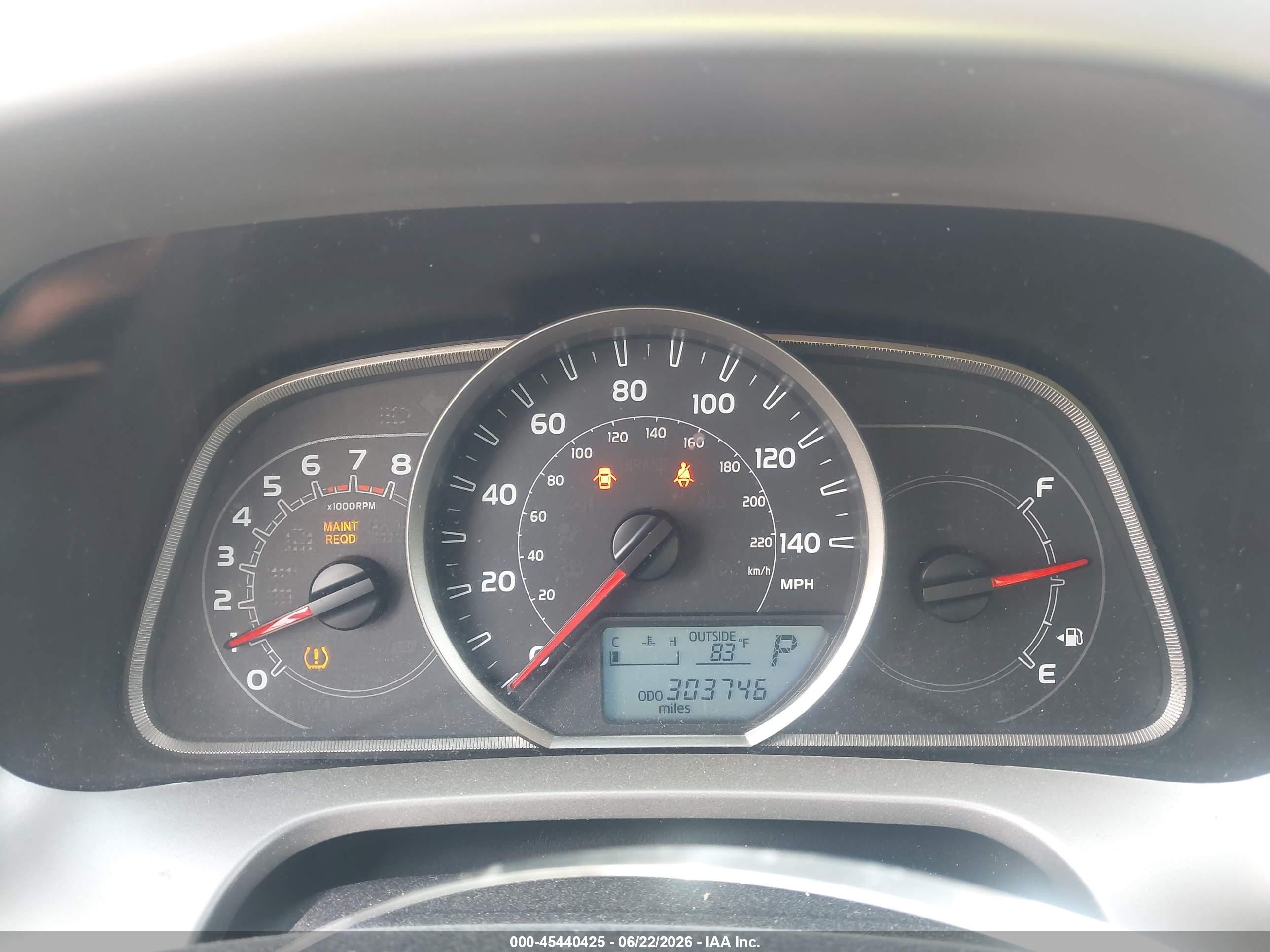 2015 Toyota Rav4 Le Red vin: 2T3ZFREV5FW227283