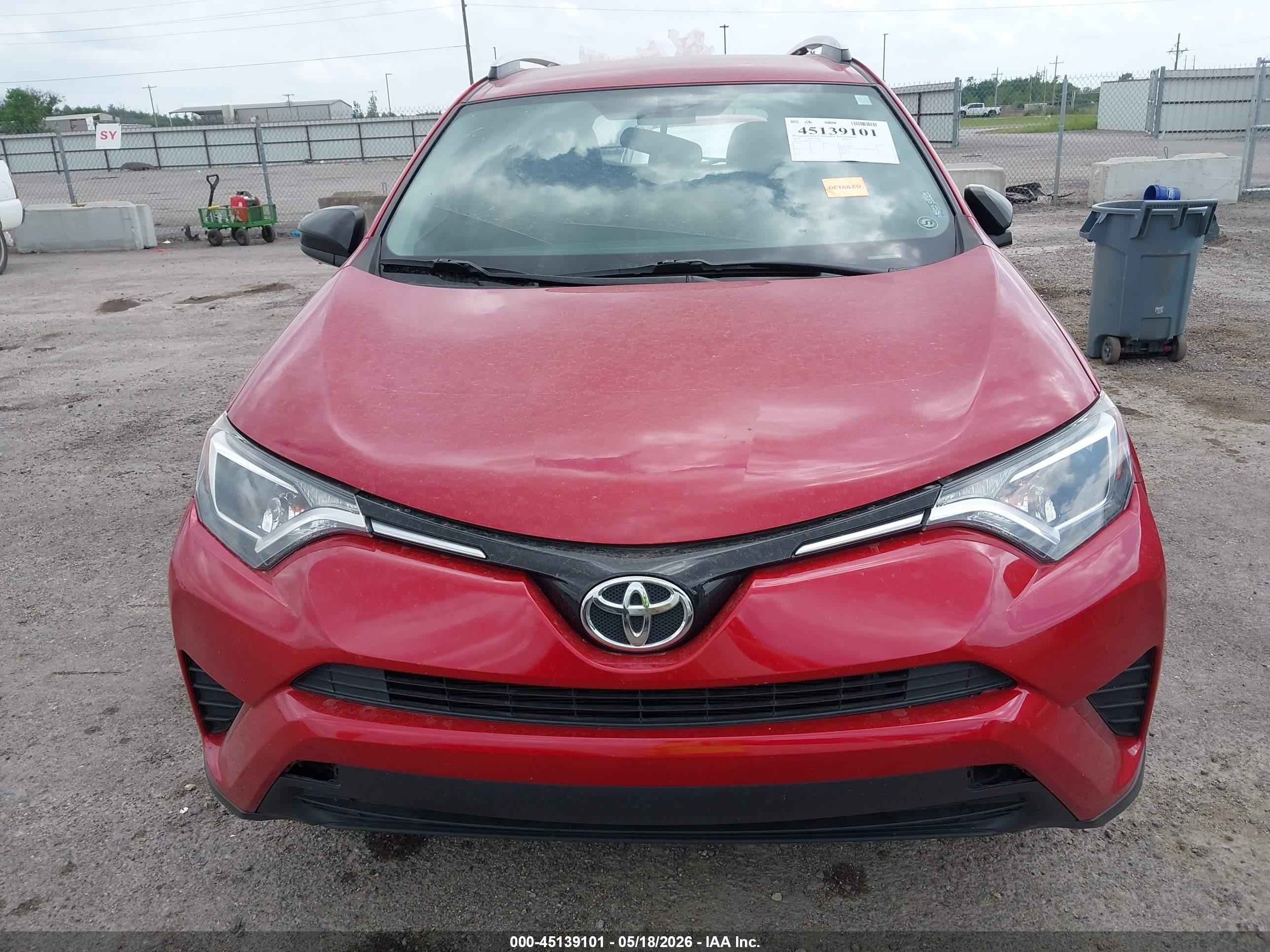 2016 Toyota Rav4 Le Red vin: 2T3ZFREV5GW280521