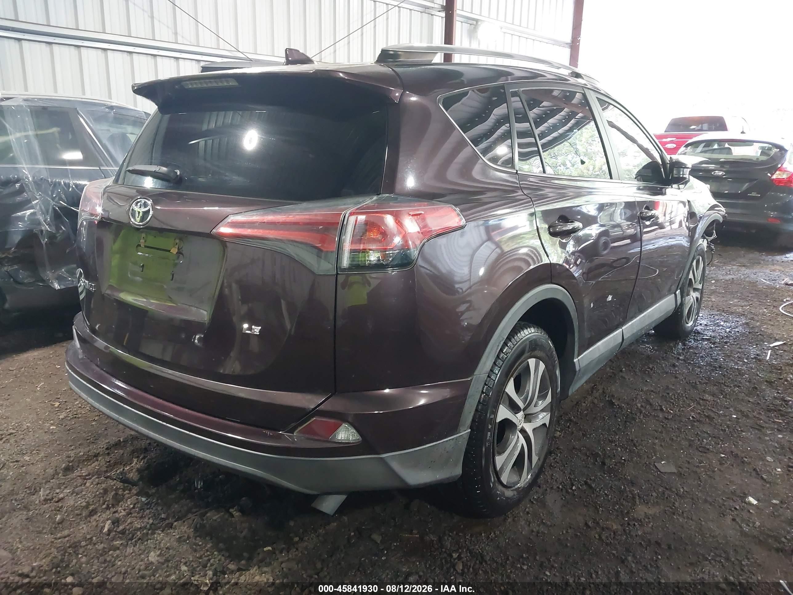 2017 Toyota Rav4 Le Purple vin: 2T3ZFREV5HW368468