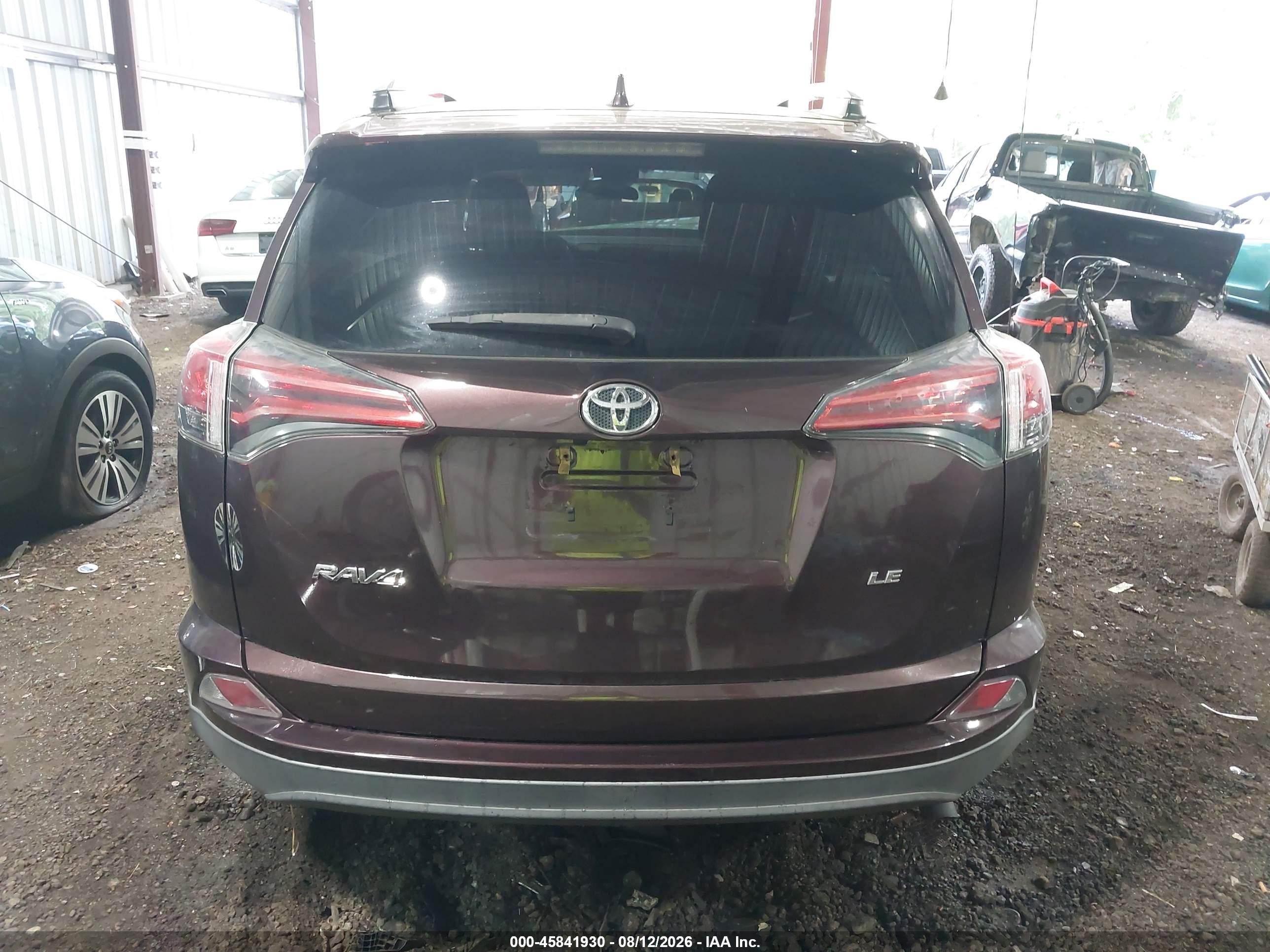2017 Toyota Rav4 Le Purple vin: 2T3ZFREV5HW368468