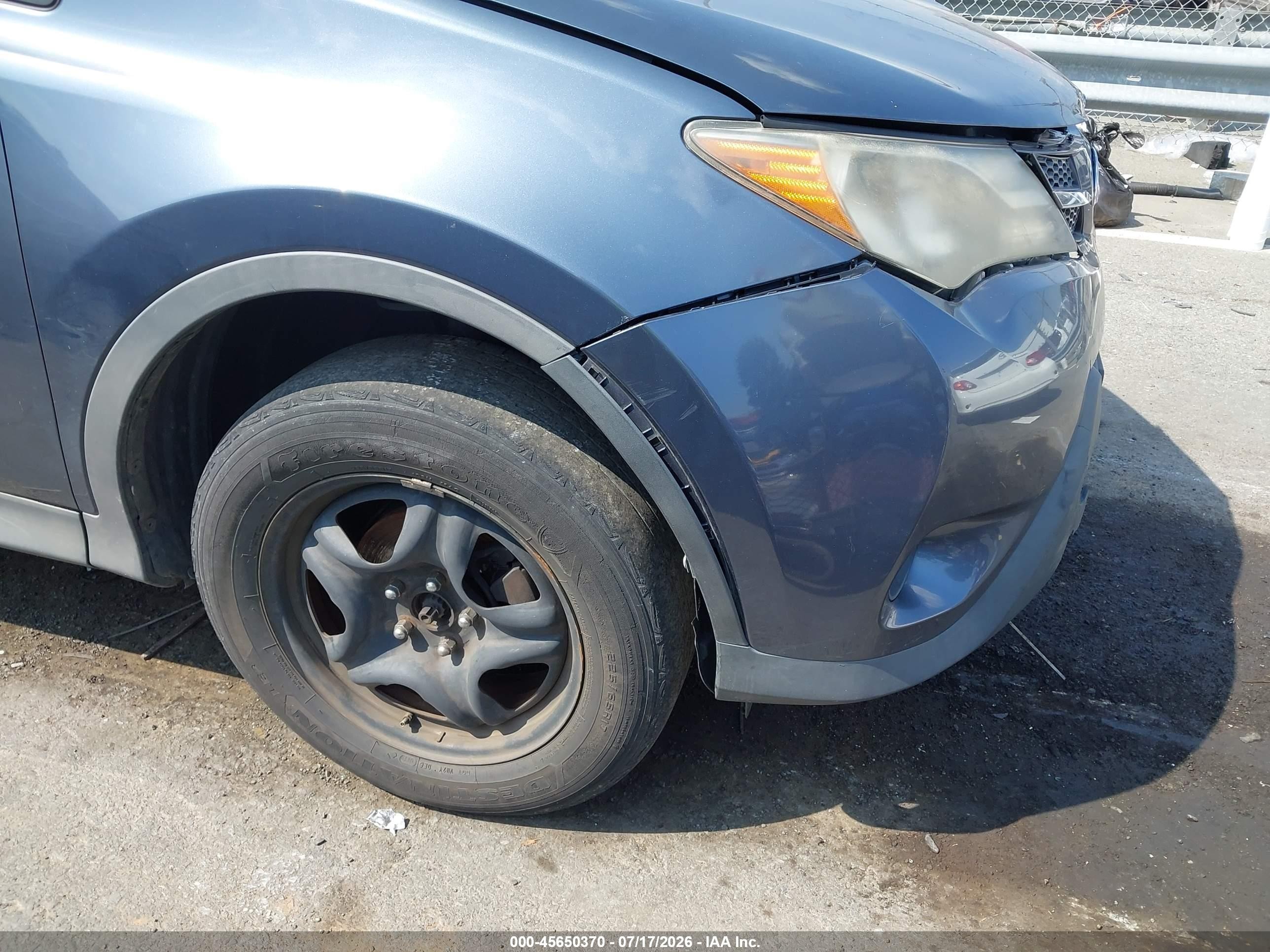 2013 Toyota Rav4 Le Gray vin: 2T3ZFREV6DW006899