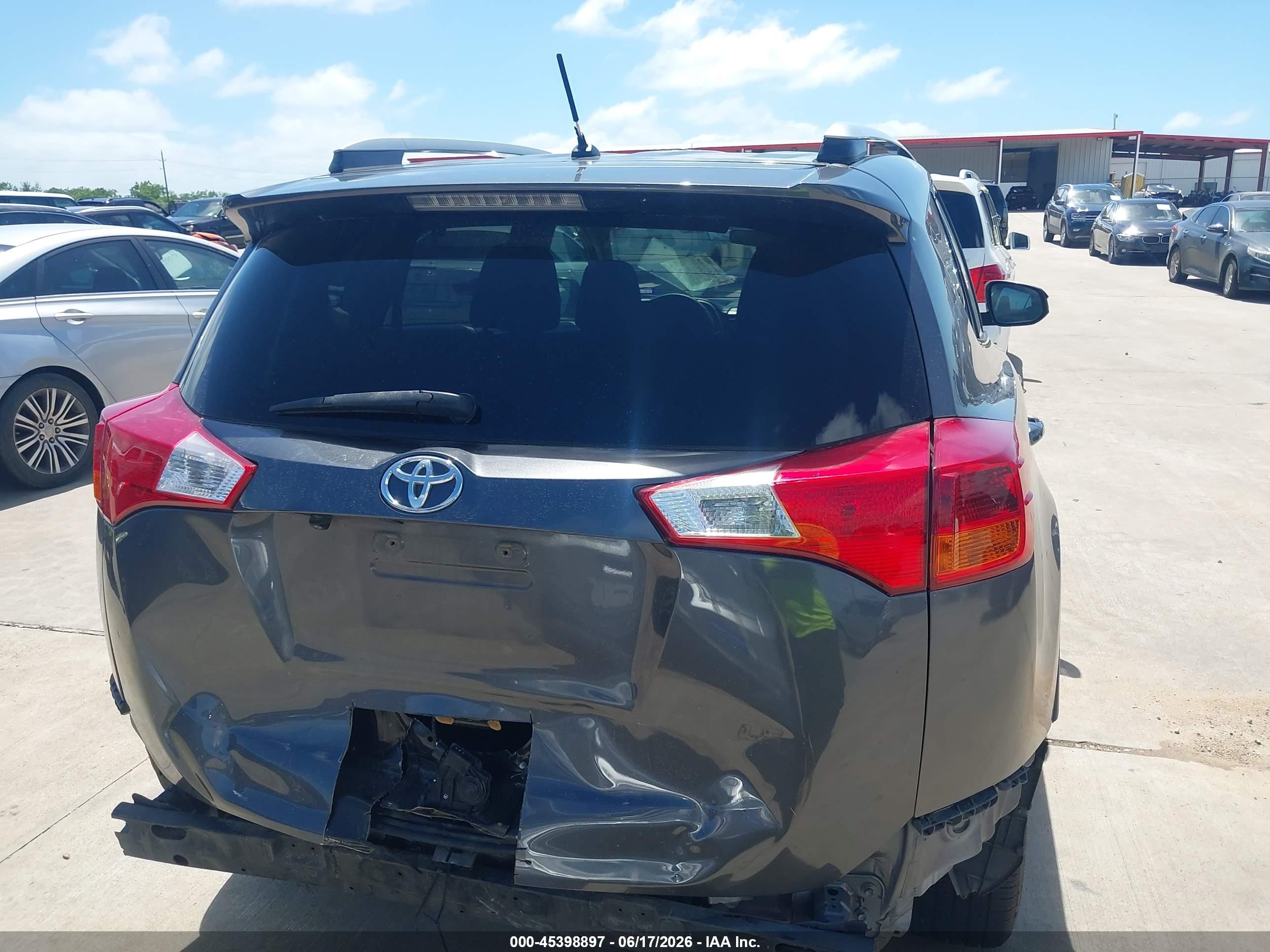2014 Toyota Rav4 Le Gray vin: 2T3ZFREV6EW084147