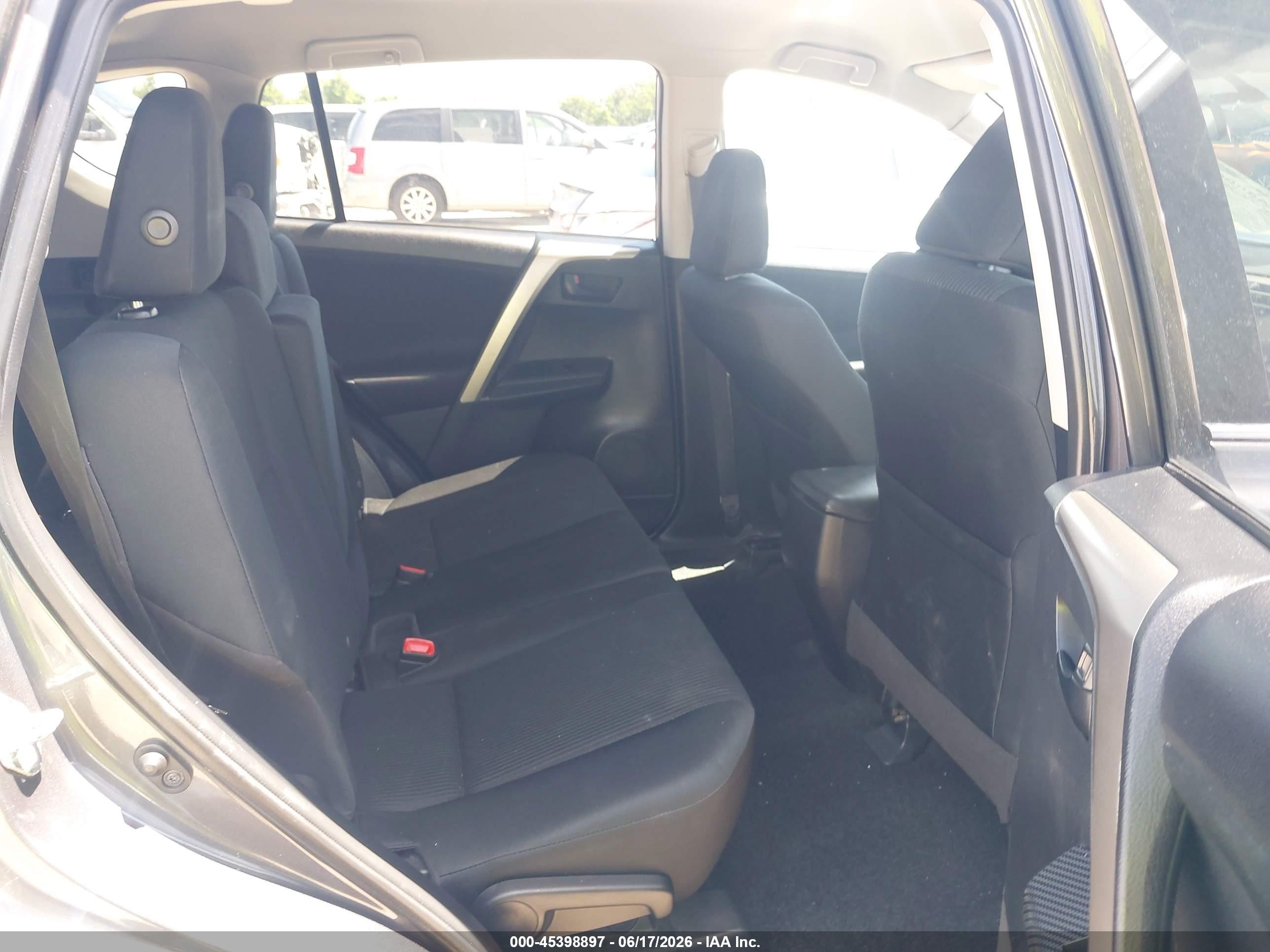 2014 Toyota Rav4 Le Gray vin: 2T3ZFREV6EW084147