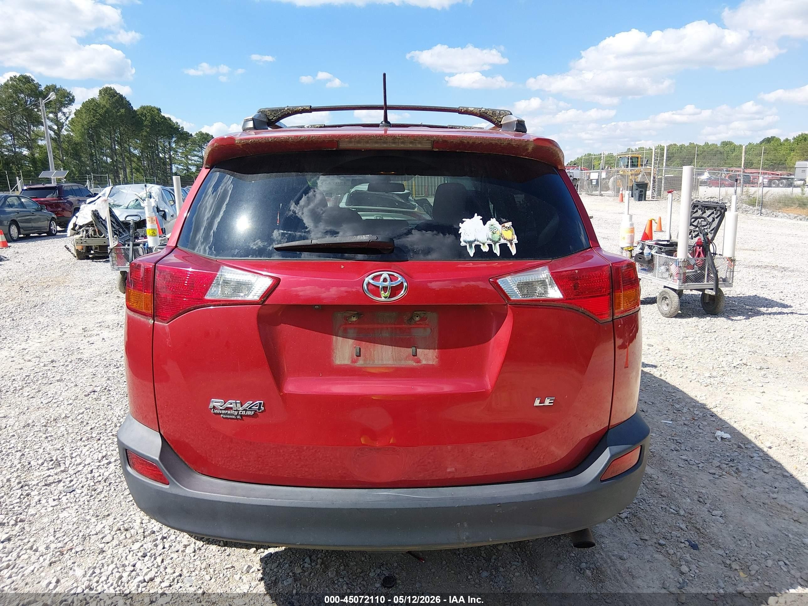 2014 Toyota Rav4 Le Red vin: 2T3ZFREV6EW110827