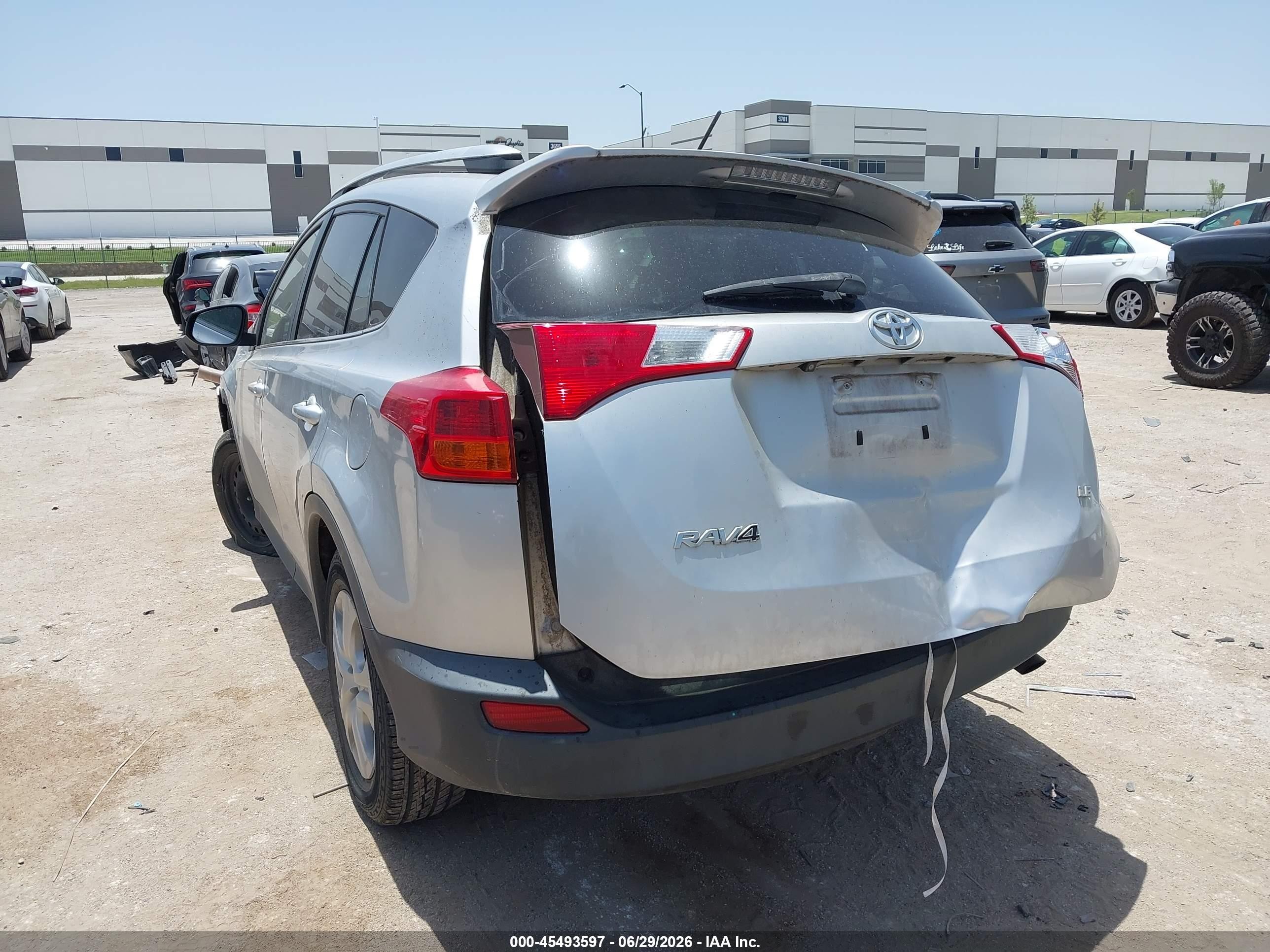 2014 Toyota Rav4 Le Silver vin: 2T3ZFREV6EW114165