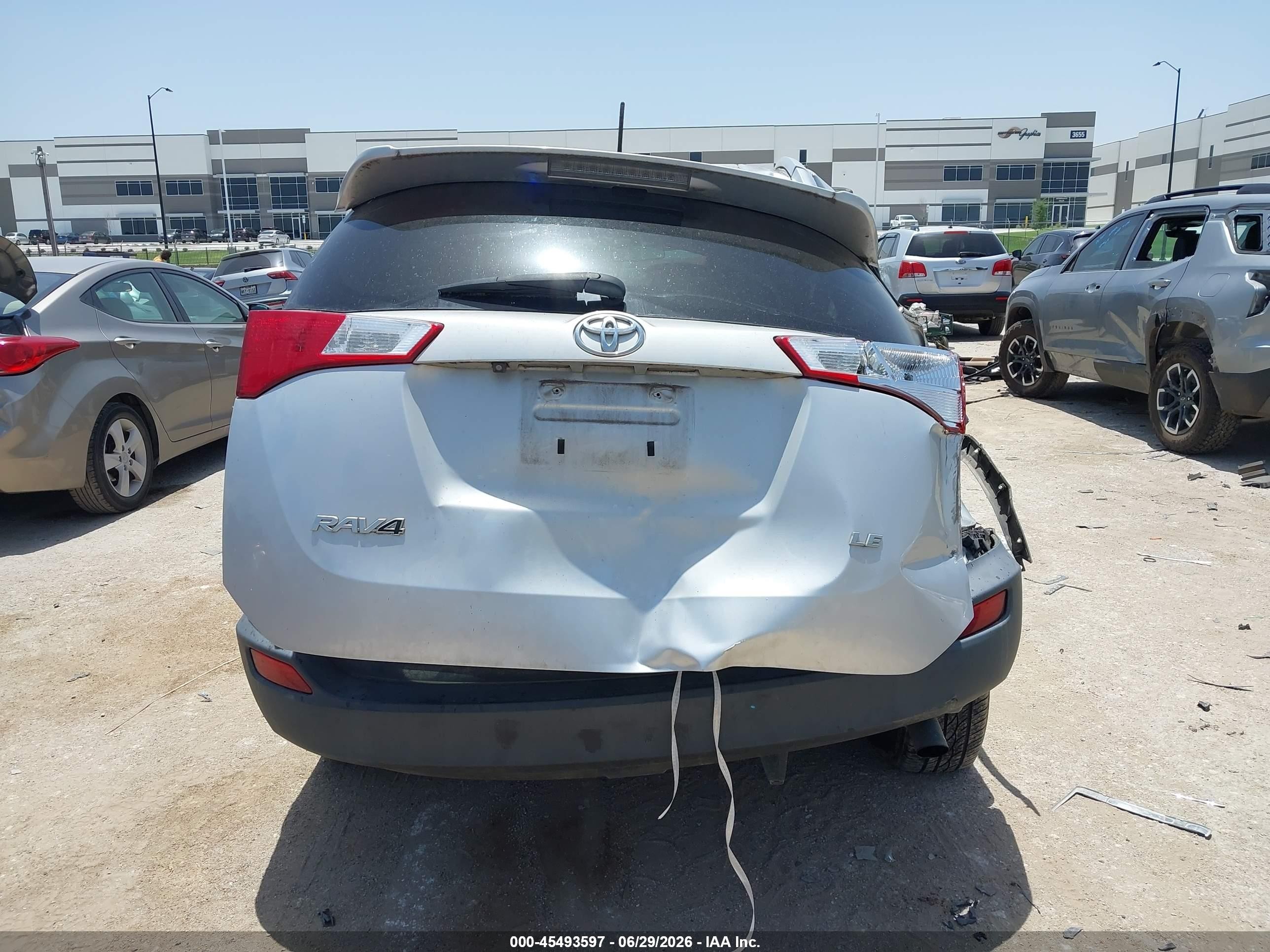 2014 Toyota Rav4 Le Silver vin: 2T3ZFREV6EW114165
