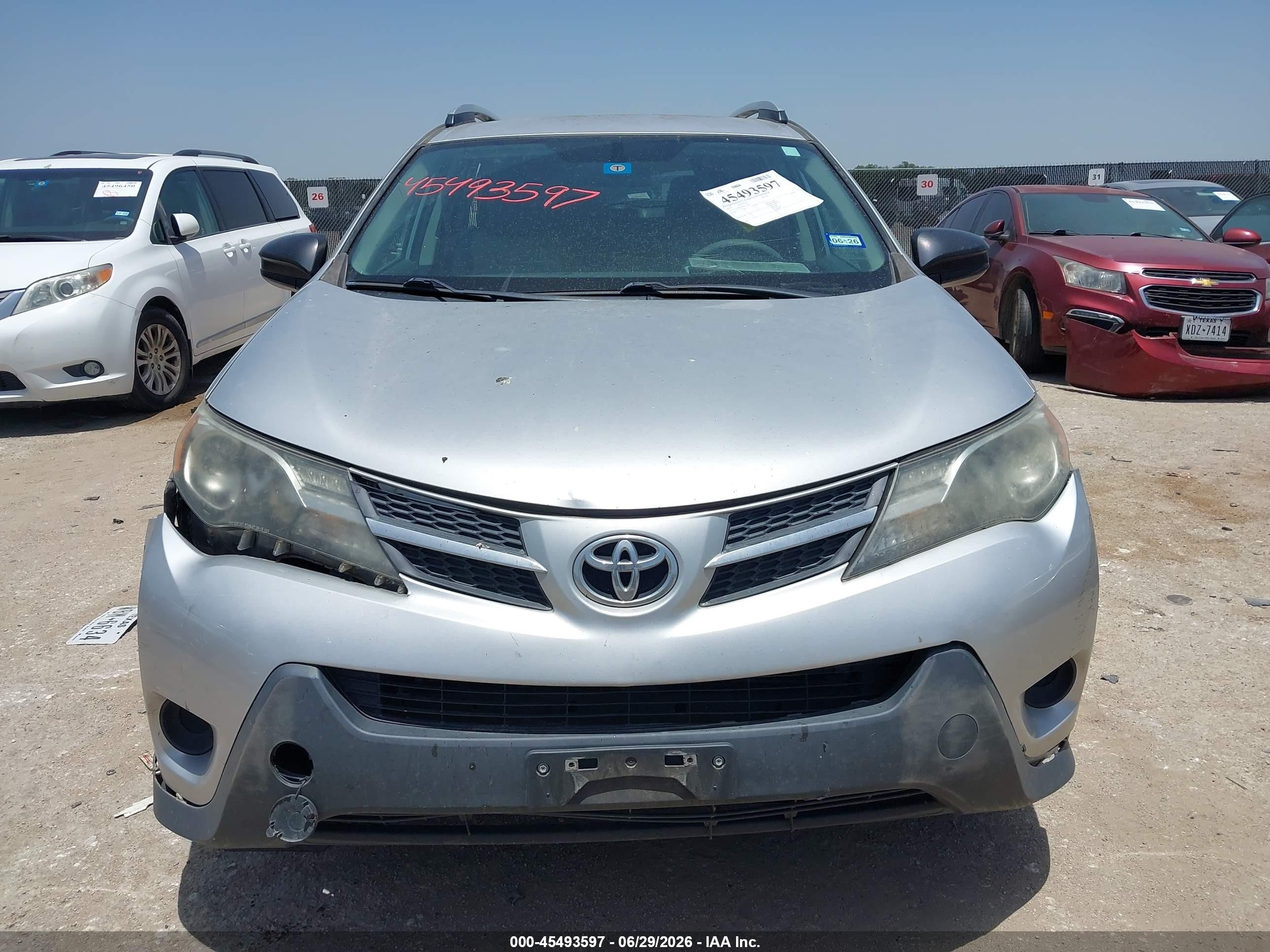 2014 Toyota Rav4 Le Silver vin: 2T3ZFREV6EW114165