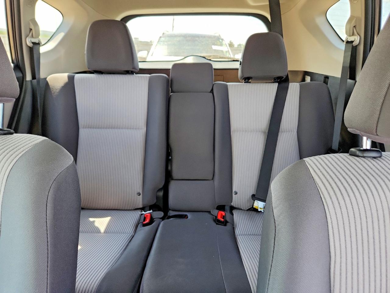 2014 Toyota Rav4 Le Gray vin: 2T3ZFREV6EW128065