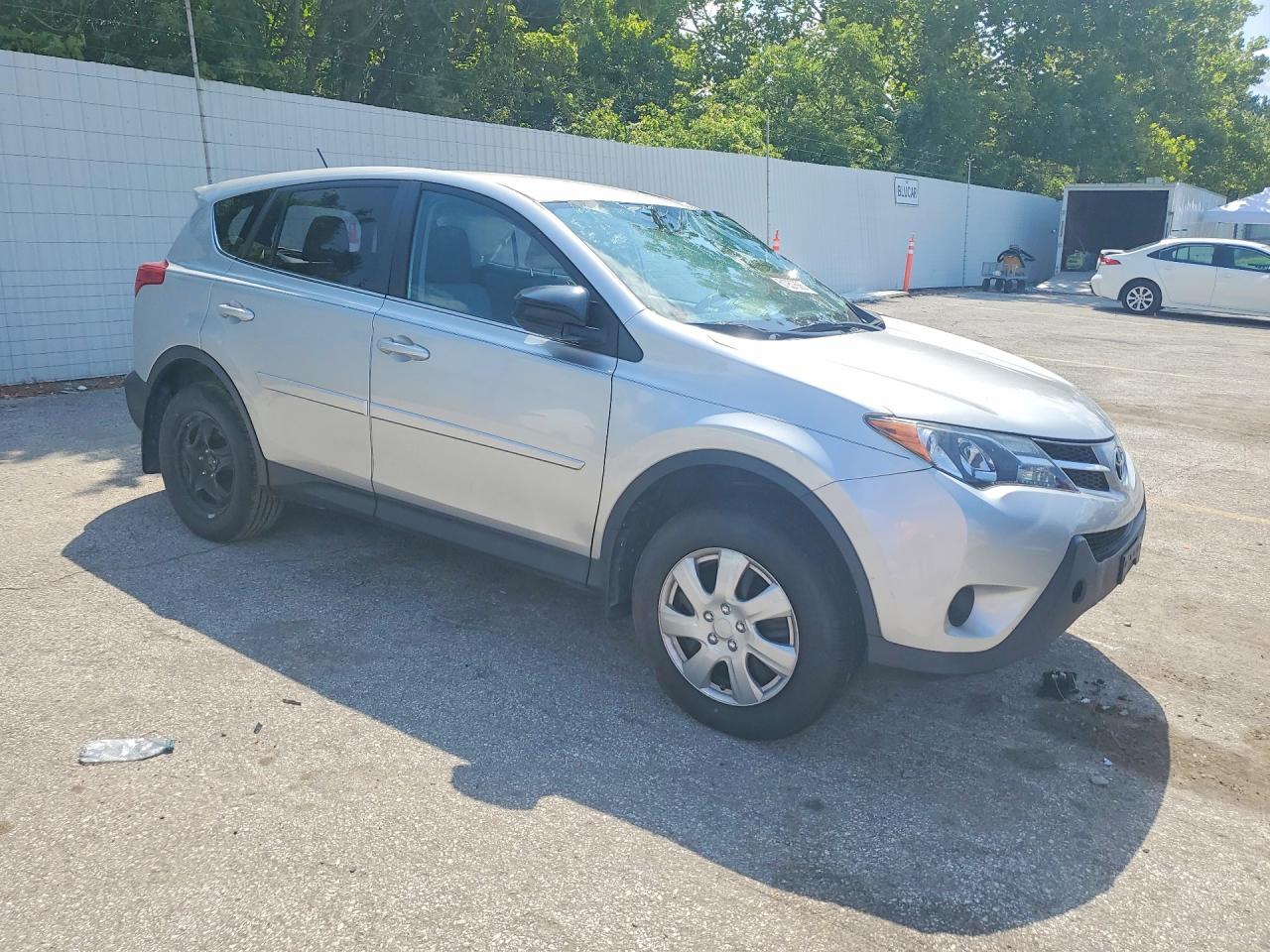 2015 Toyota Rav4 Le Серый vin: 2T3ZFREV6FW151394