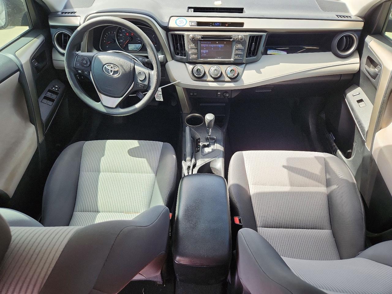 2015 Toyota Rav4 Le Gray vin: 2T3ZFREV6FW225056