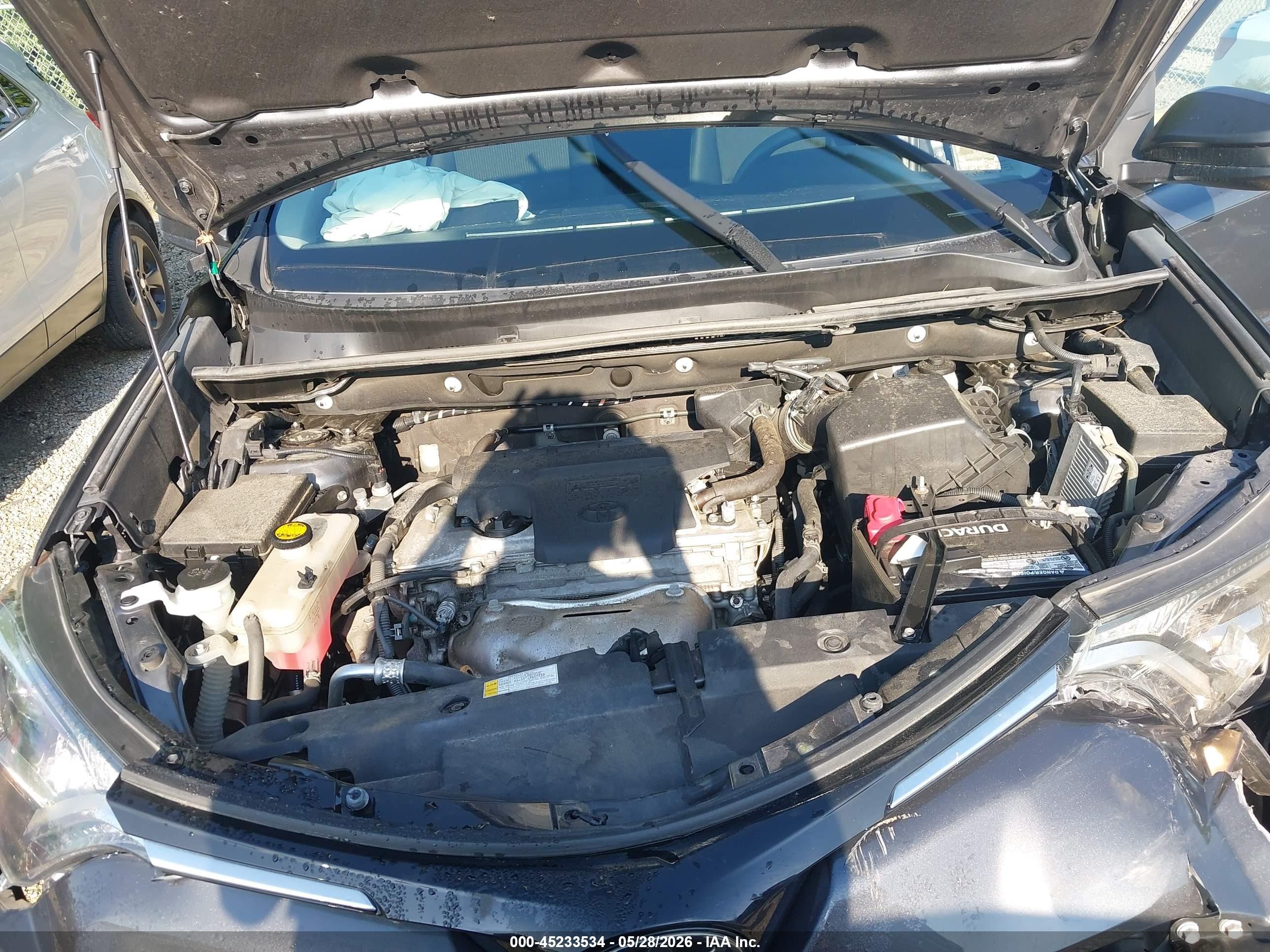 2018 Toyota Rav4 Le Gray vin: 2T3ZFREV6JW511370