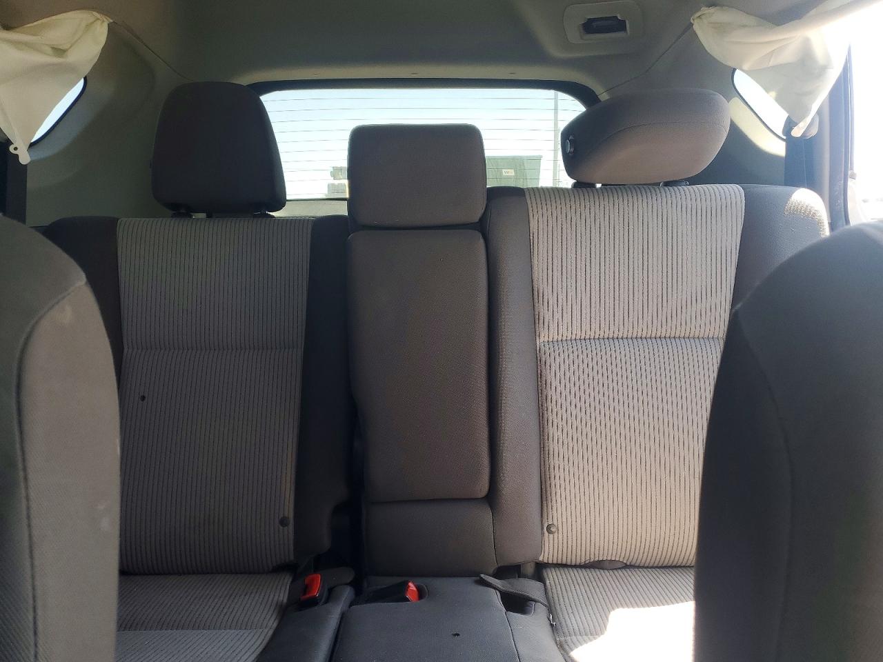 2013 Toyota Rav4 Le Silver vin: 2T3ZFREV7DW009682