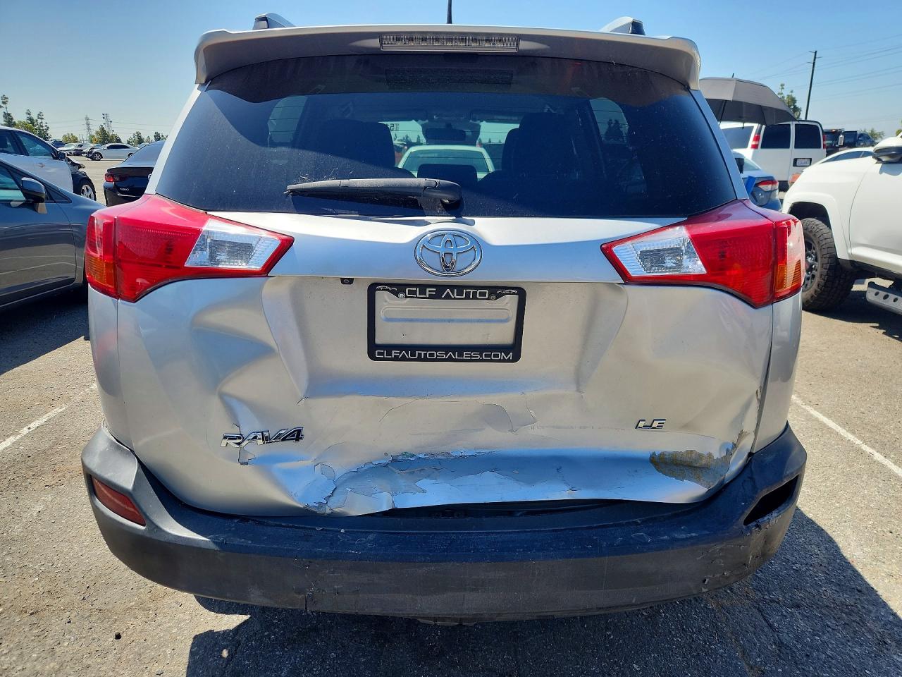 2014 Toyota Rav4 Le Серебряный vin: 2T3ZFREV7EW084626