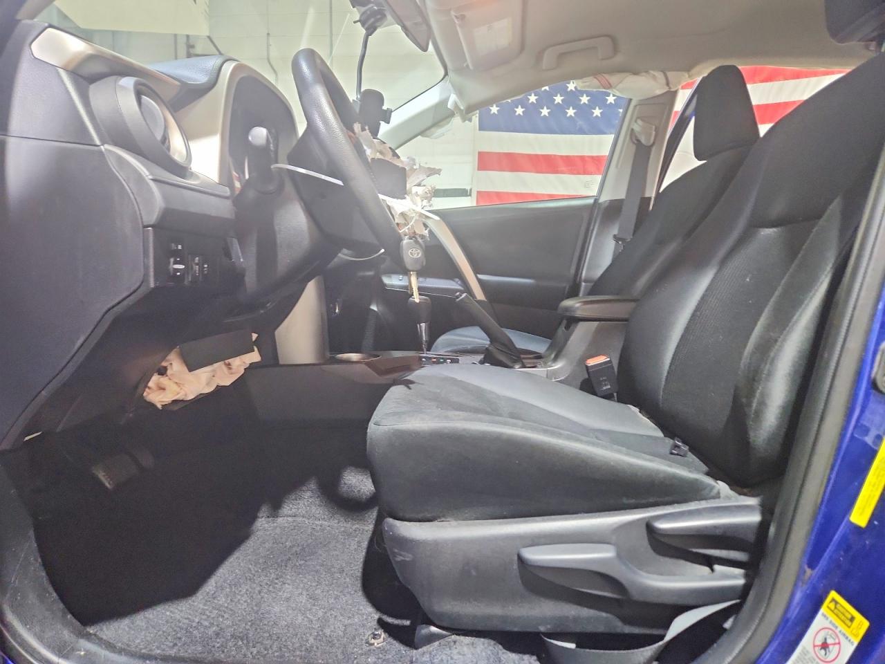 2014 Toyota Rav4 Le Blue vin: 2T3ZFREV7EW092967