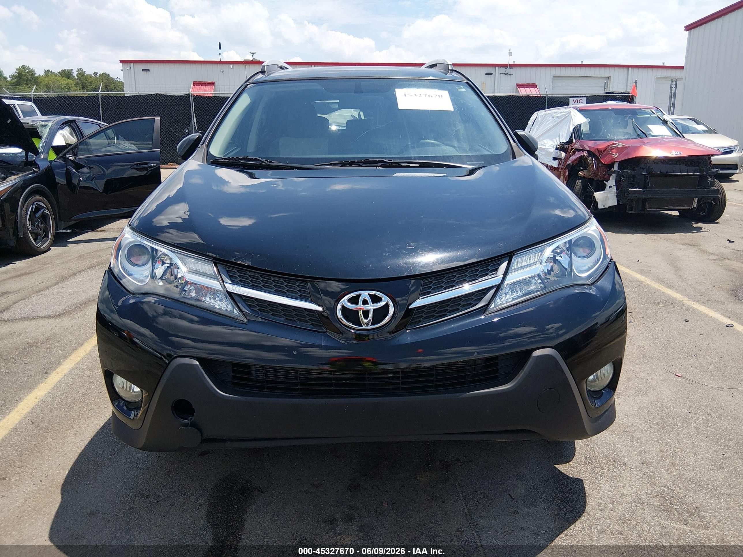 2015 Toyota Rav4 Le Black vin: 2T3ZFREV7FW130733