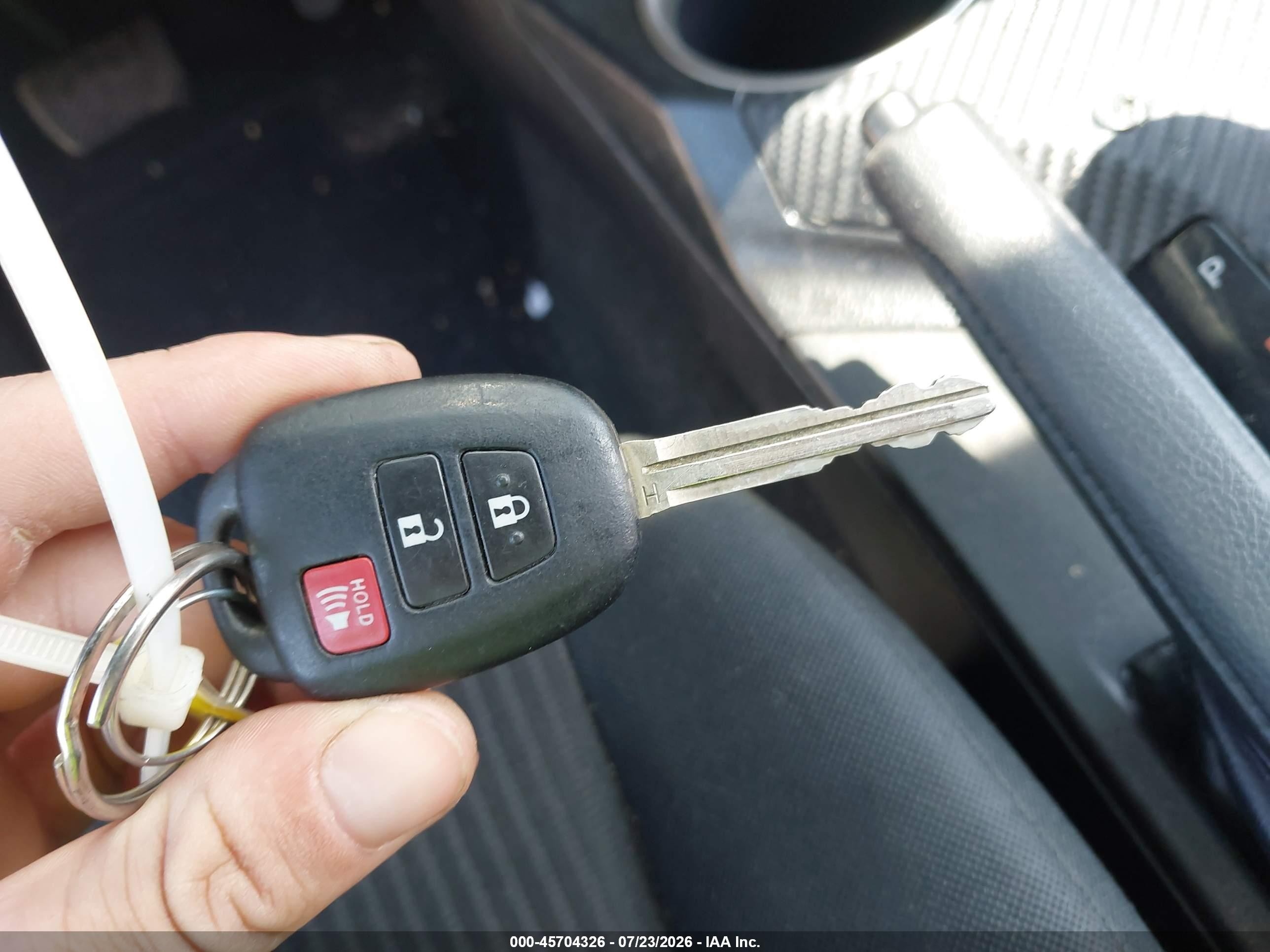 2015 Toyota Rav4 Le Black vin: 2T3ZFREV7FW136225