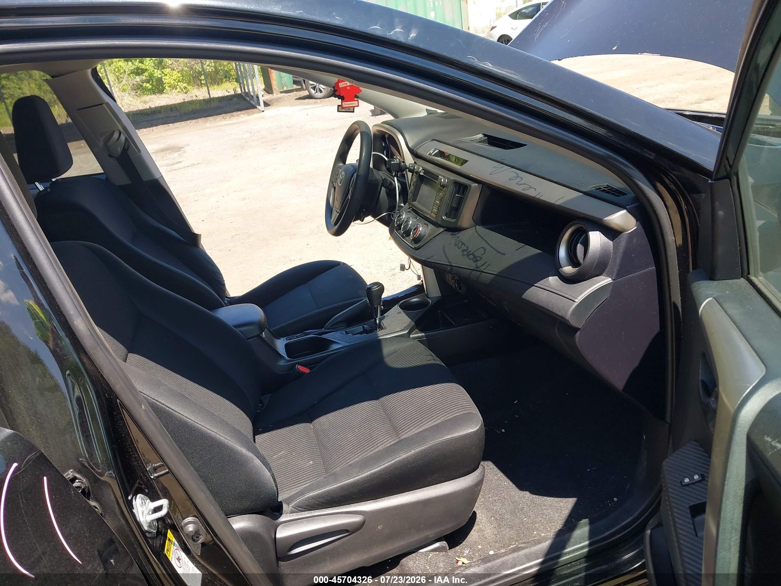 2015 Toyota Rav4 Le Black vin: 2T3ZFREV7FW136225