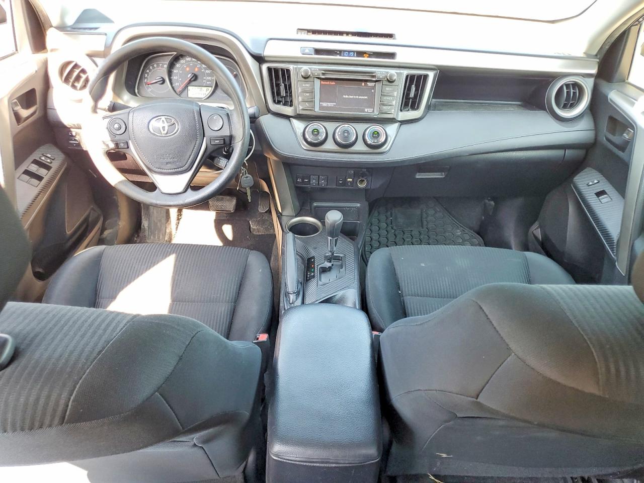 2015 Toyota Rav4 Le Blue vin: 2T3ZFREV7FW142963