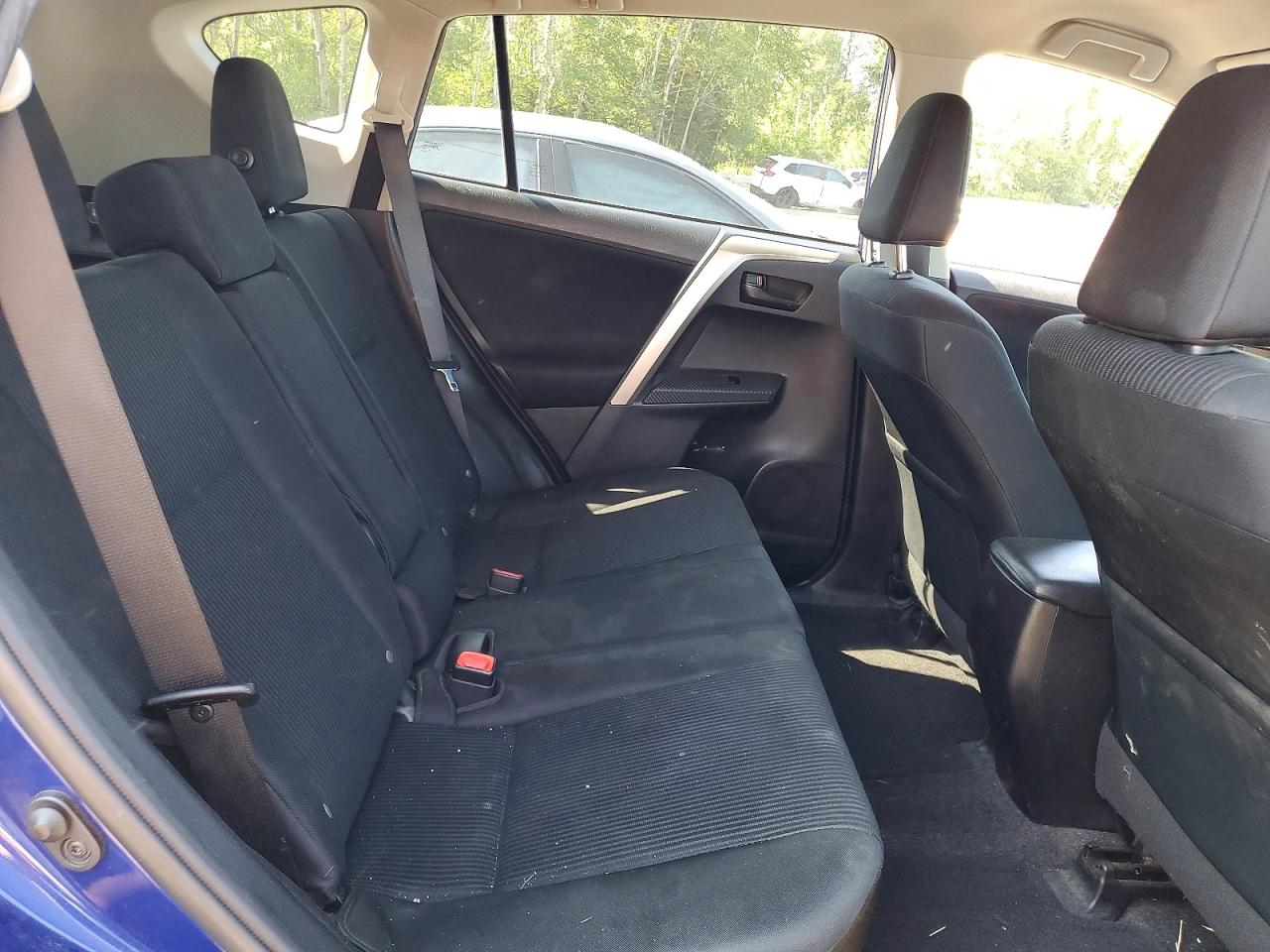 2015 Toyota Rav4 Le Blue vin: 2T3ZFREV7FW142963
