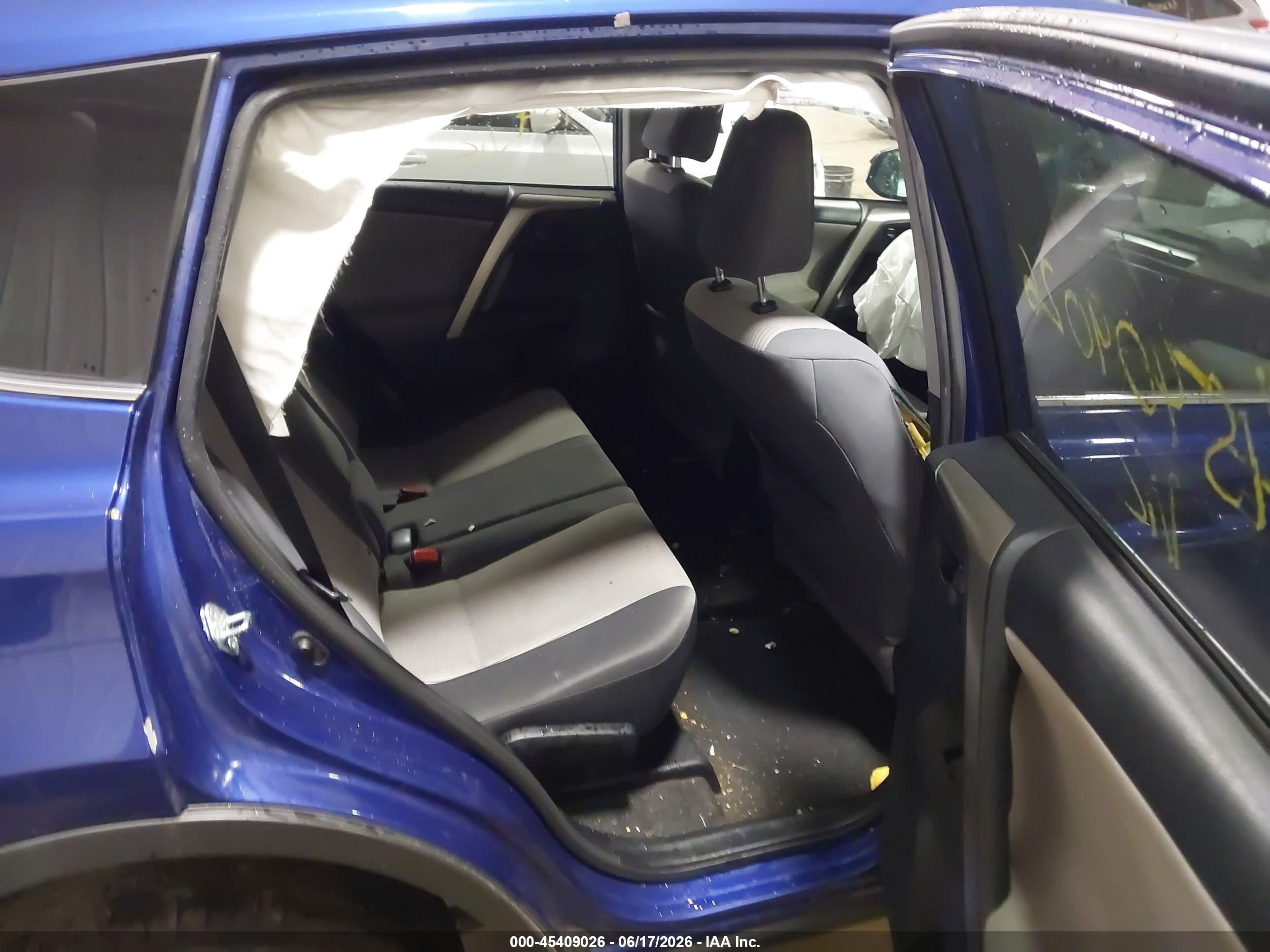 2015 Toyota Rav4 Le Синий vin: 2T3ZFREV7FW178734
