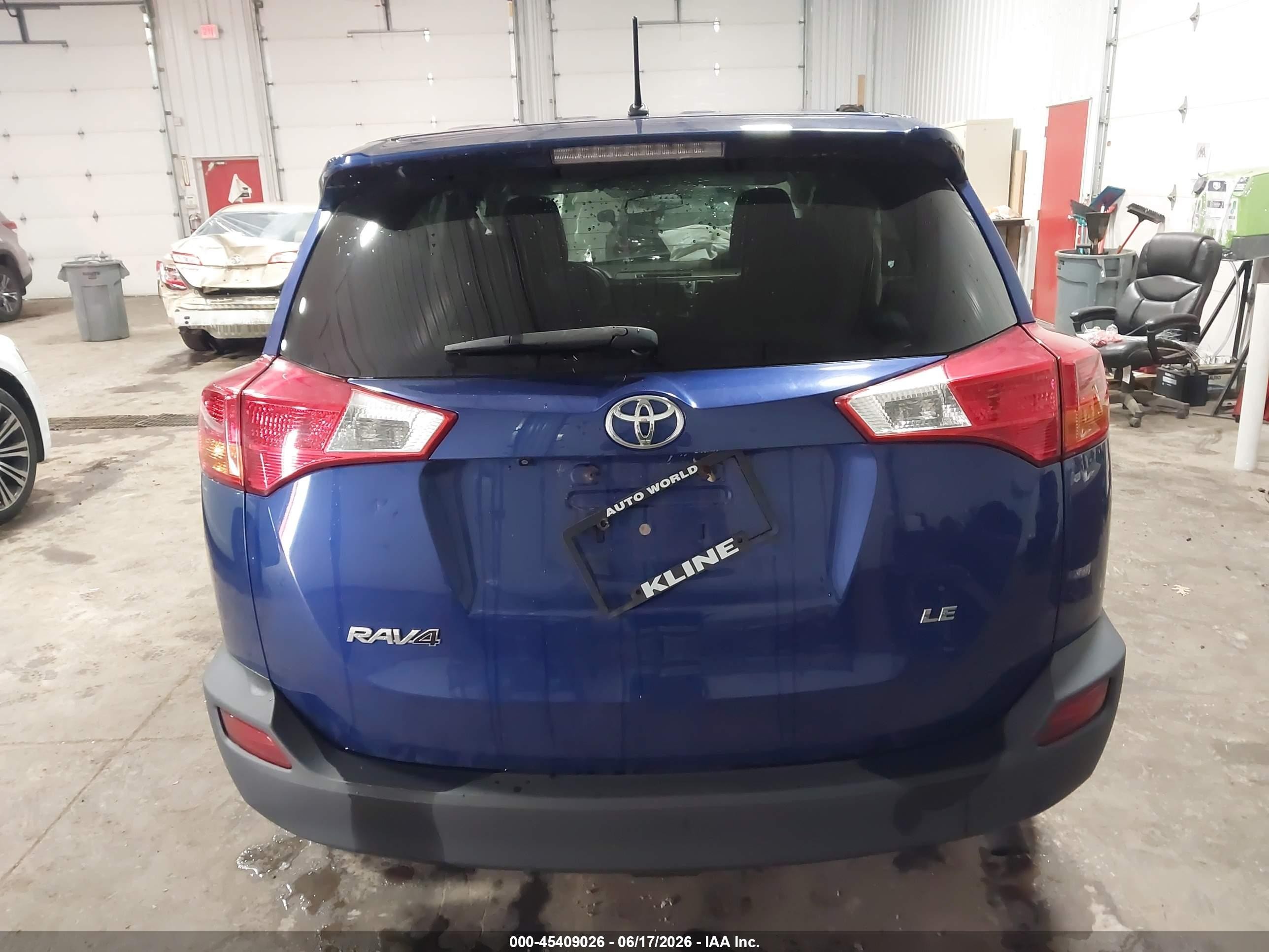 2015 Toyota Rav4 Le Синий vin: 2T3ZFREV7FW178734