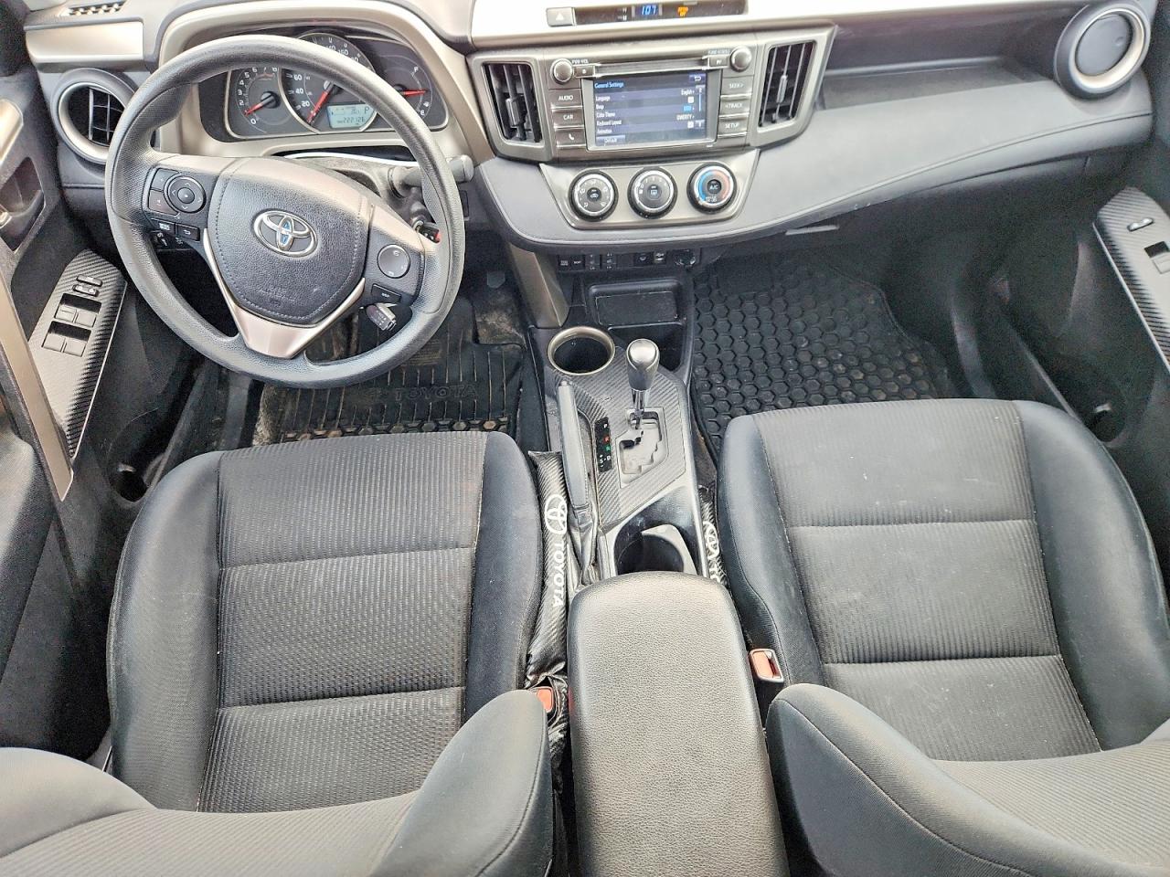 2015 Toyota Rav4 Le Silver vin: 2T3ZFREV7FW209626