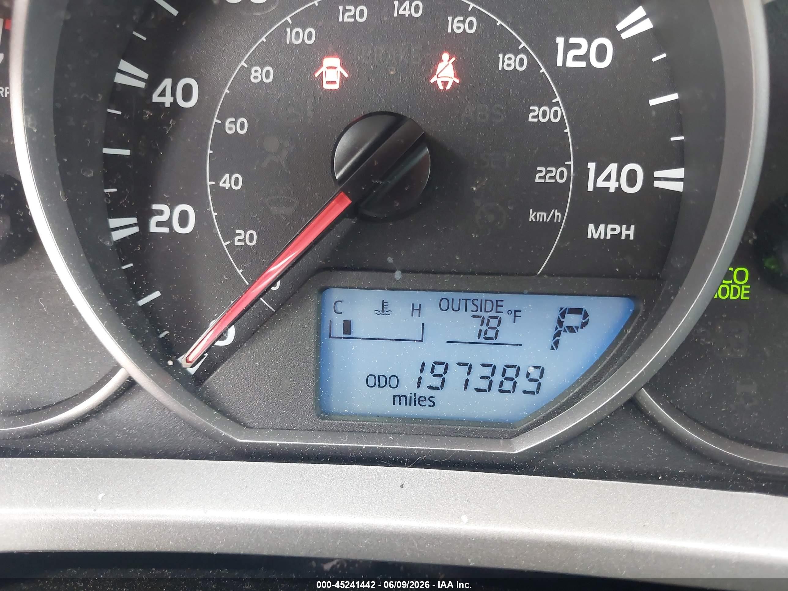2016 Toyota Rav4 Le Black vin: 2T3ZFREV7GW268841