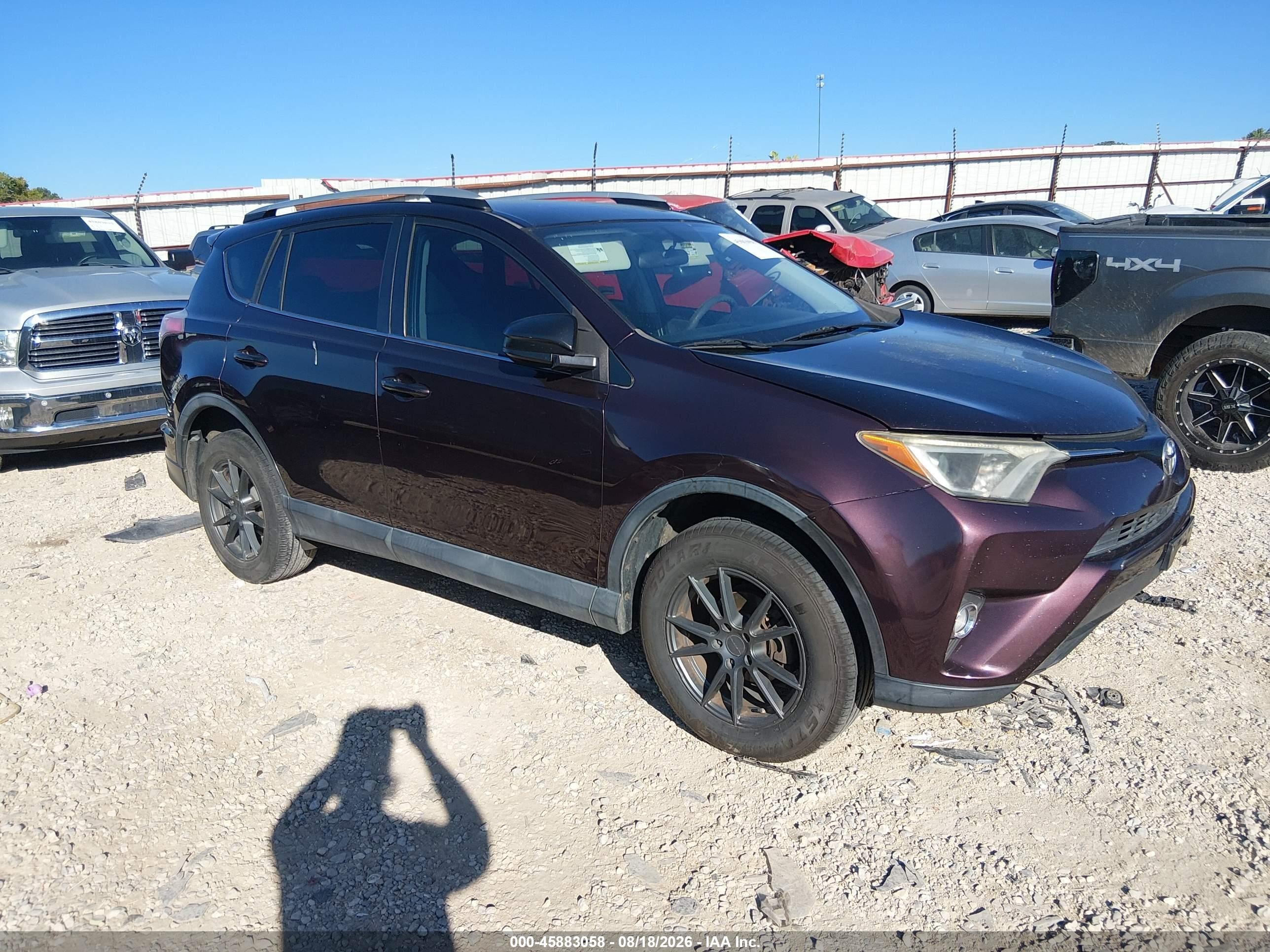 2016 Toyota Rav4 Le Black vin: 2T3ZFREV7GW278656