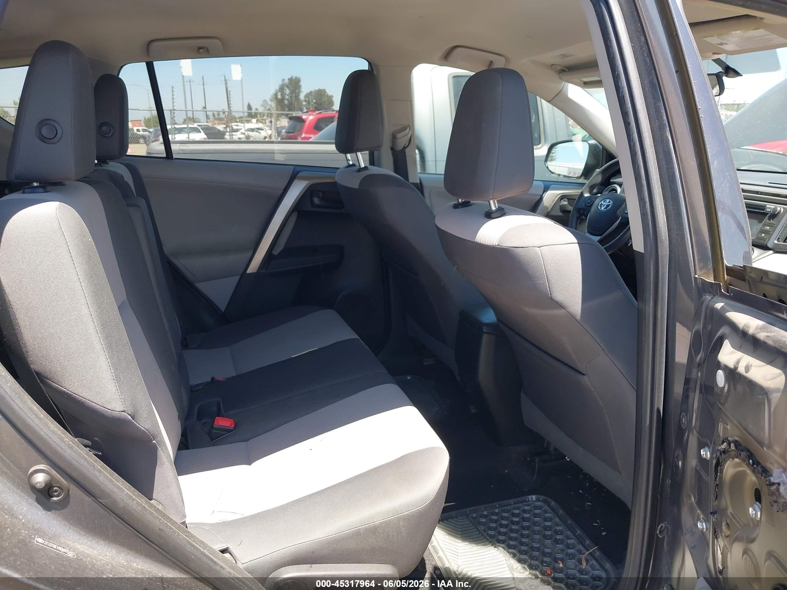 2013 Toyota Rav4 Le Gray vin: 2T3ZFREV8DW005463
