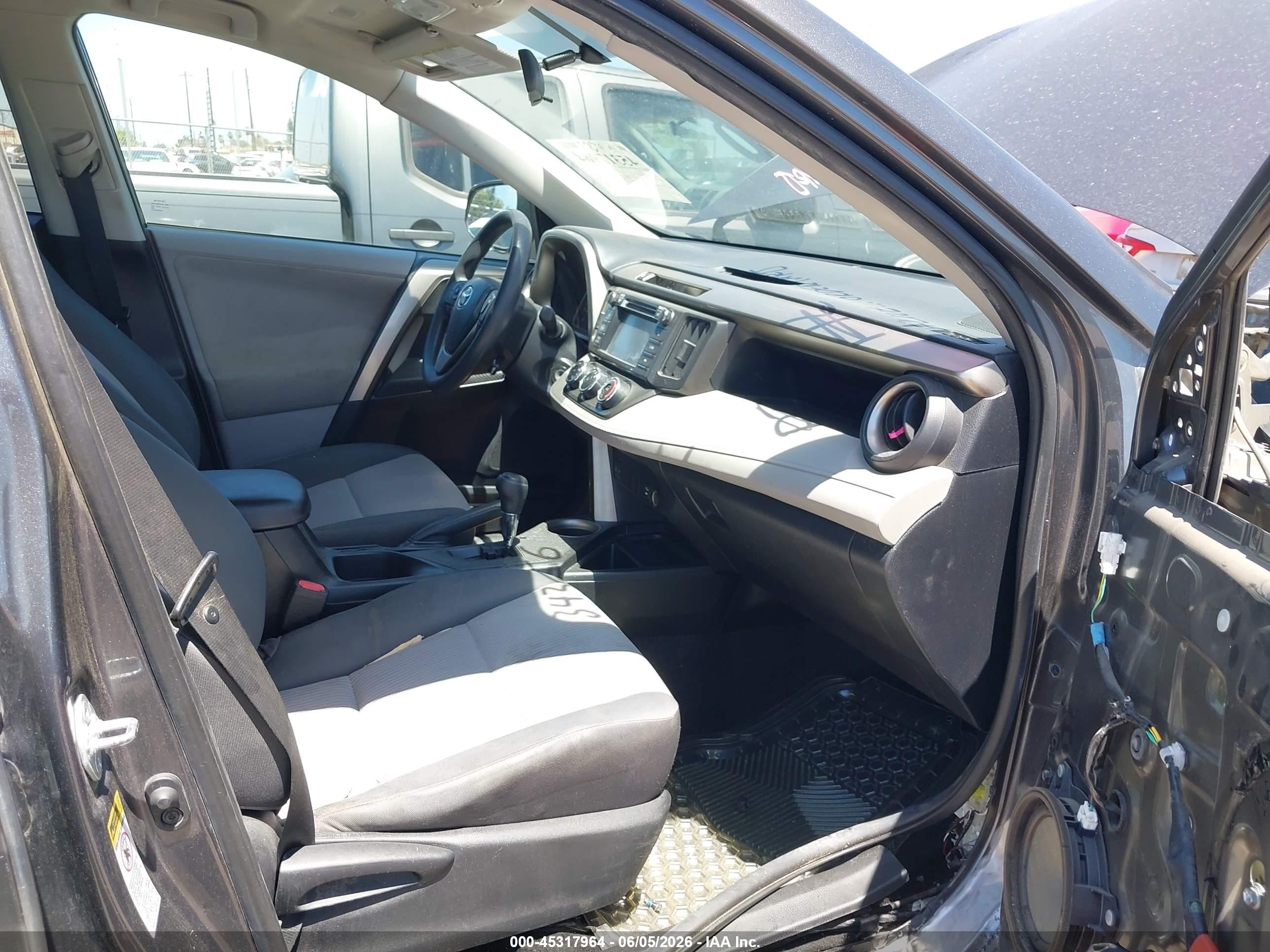 2013 Toyota Rav4 Le Gray vin: 2T3ZFREV8DW005463